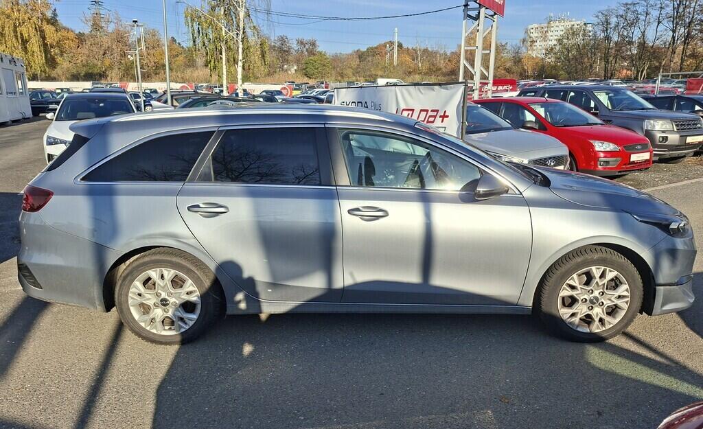 O419V07911_12.webp_CEED  1.5 TGD-I 118 kW manuál