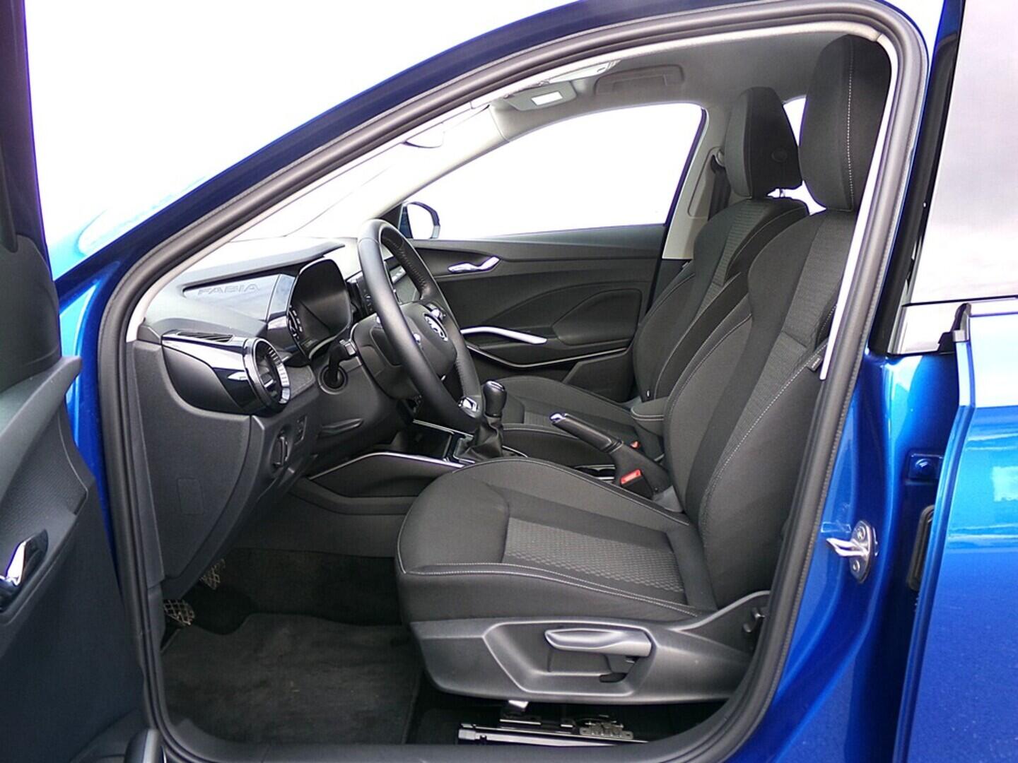 O419V07913_20.webp_FABIA Style 1.0 TSI 70 kW manuál, DPH