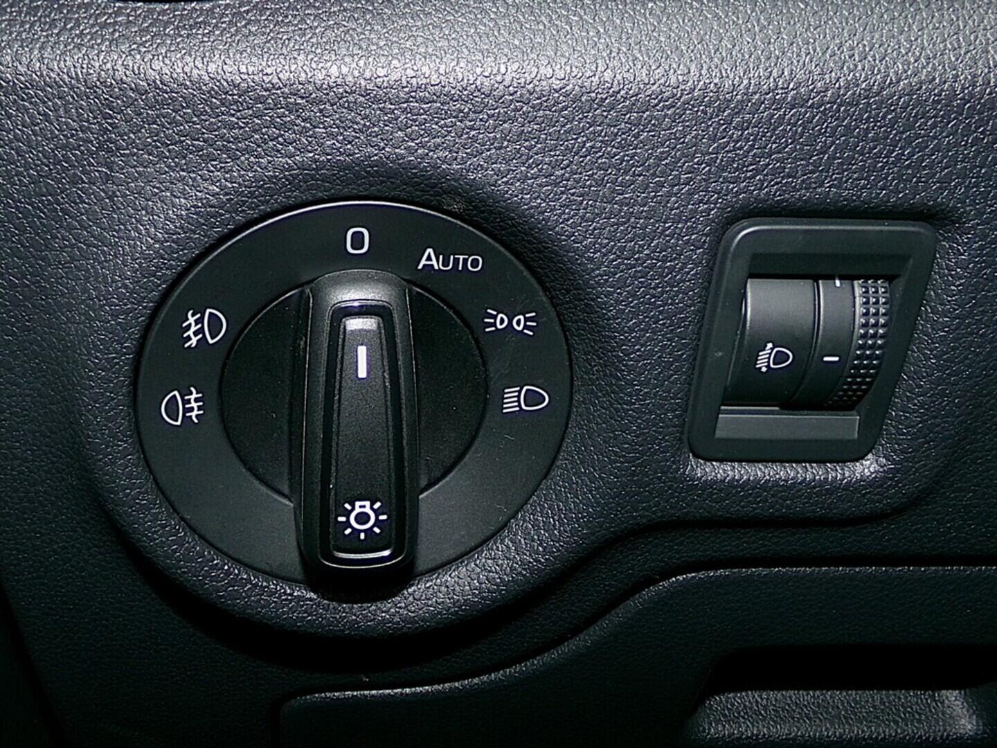 O419V07913_22.webp_FABIA Style 1.0 TSI 70 kW manuál, DPH