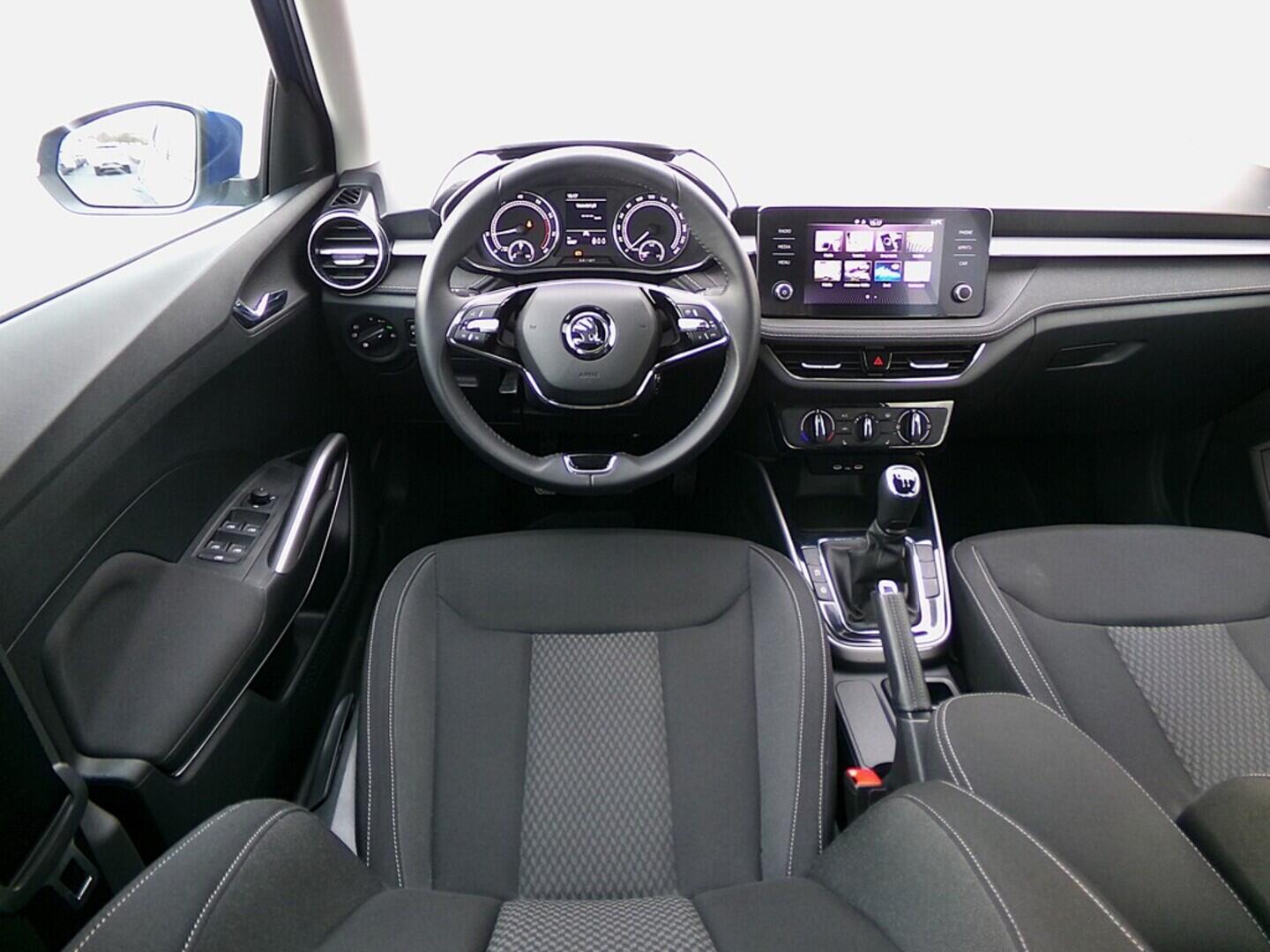 O419V07913_24.webp_FABIA Style 1.0 TSI 70 kW manuál, DPH