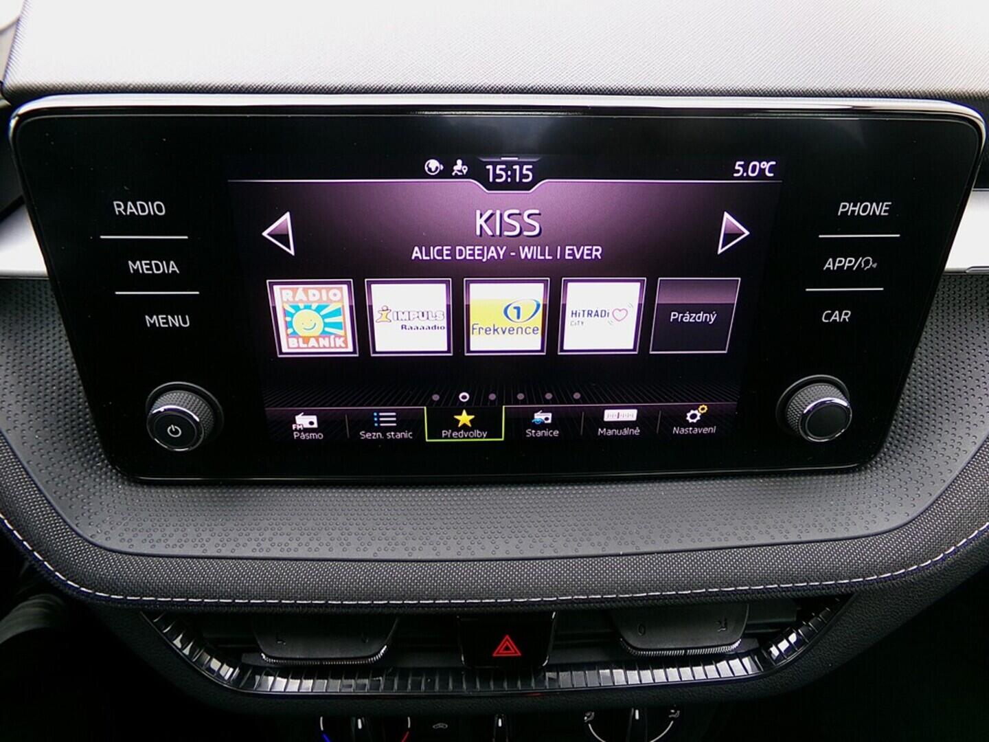 O419V07913_28.webp_FABIA Style 1.0 TSI 70 kW manuál, DPH