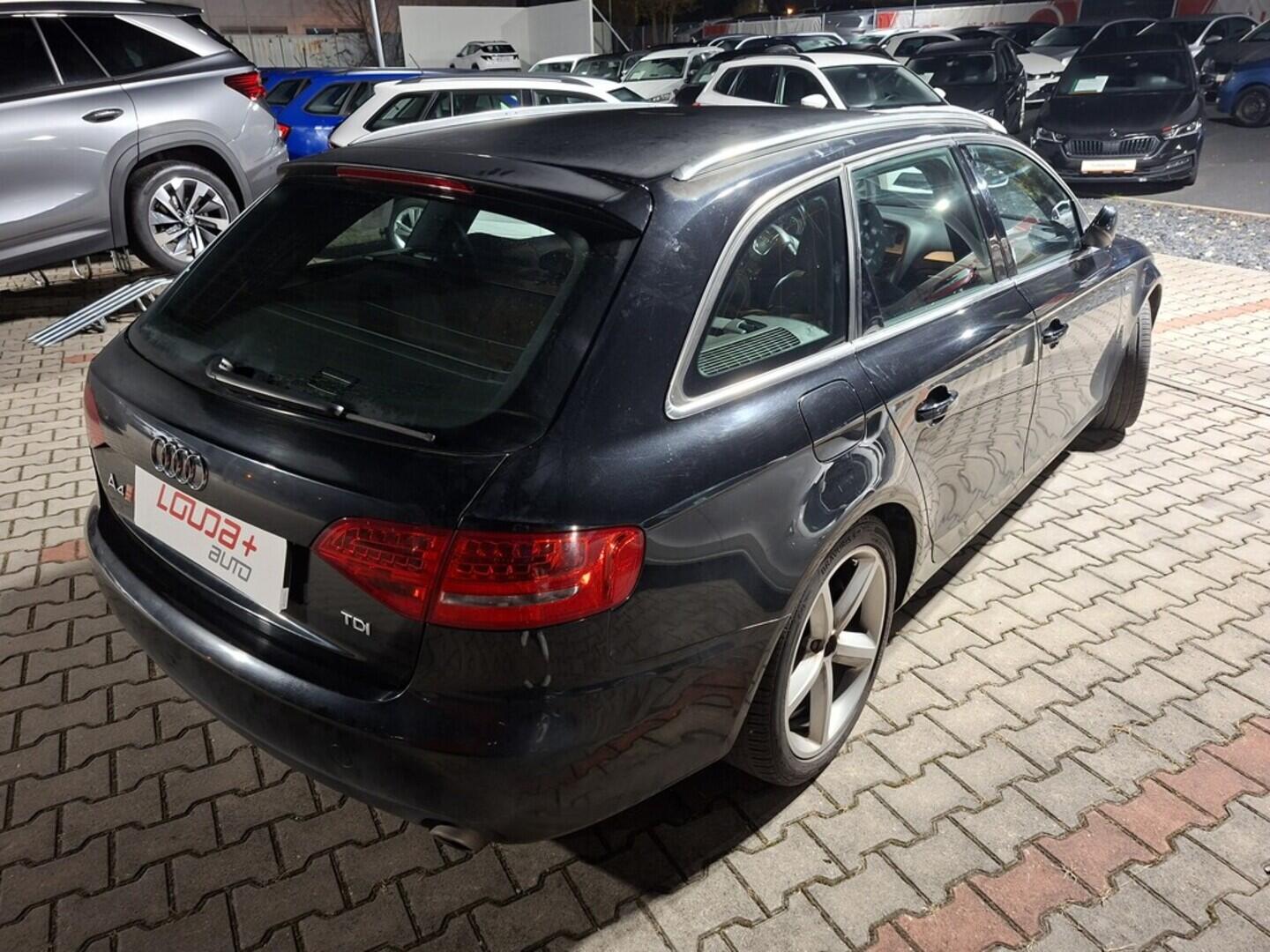 O419V07917_11.webp_A4 S line 2.7 TDI 140 kW manuál