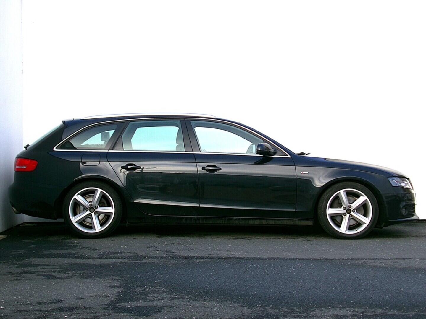 O419V07917_16.webp_A4 S line 2.7 TDI 140 kW manuál