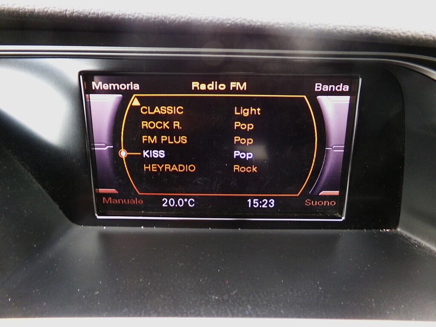 O419V07917_25.webp_A4 S line 2.7 TDI 140 kW manuál