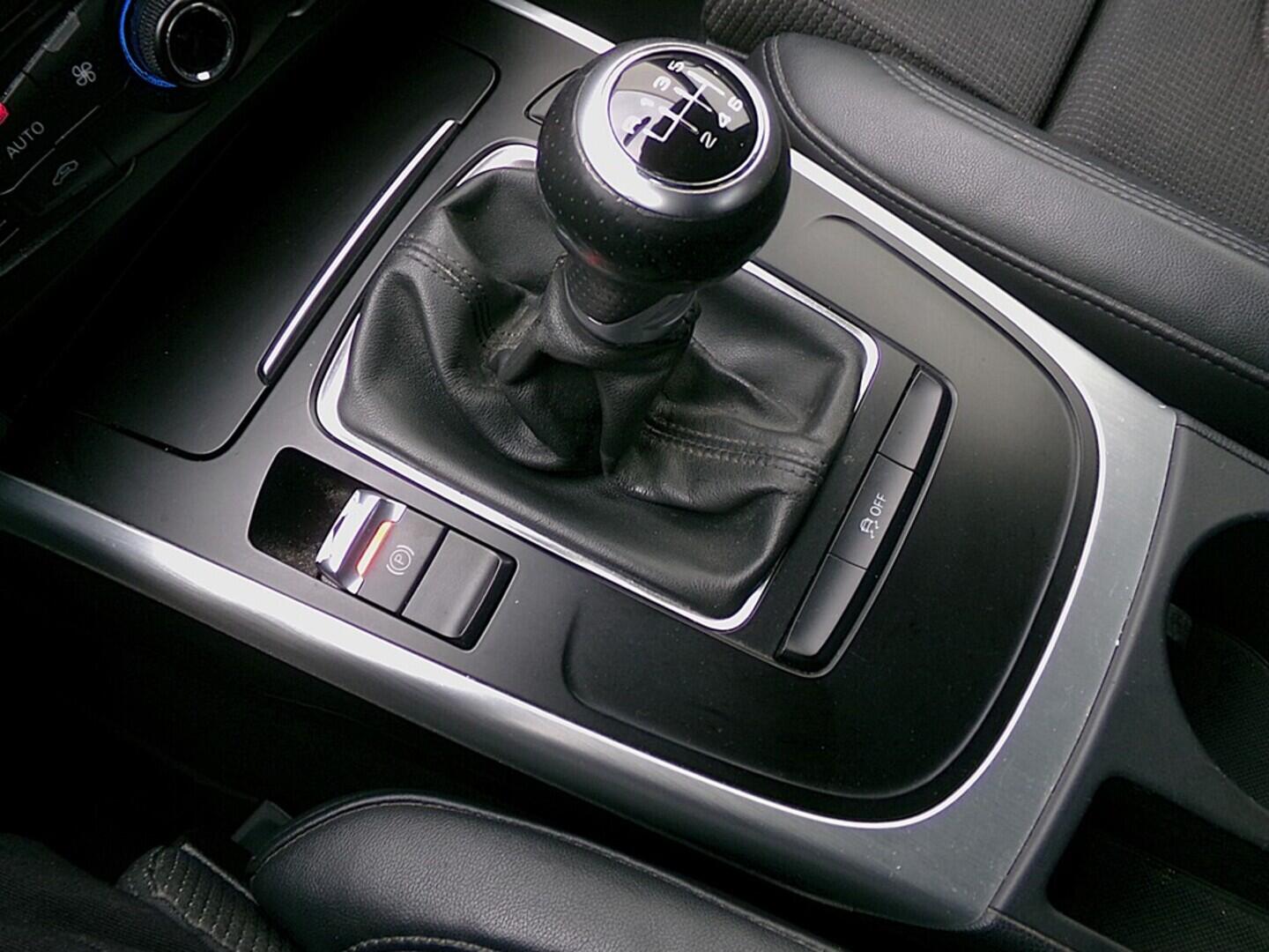 O419V07917_30.webp_A4 S line 2.7 TDI 140 kW manuál