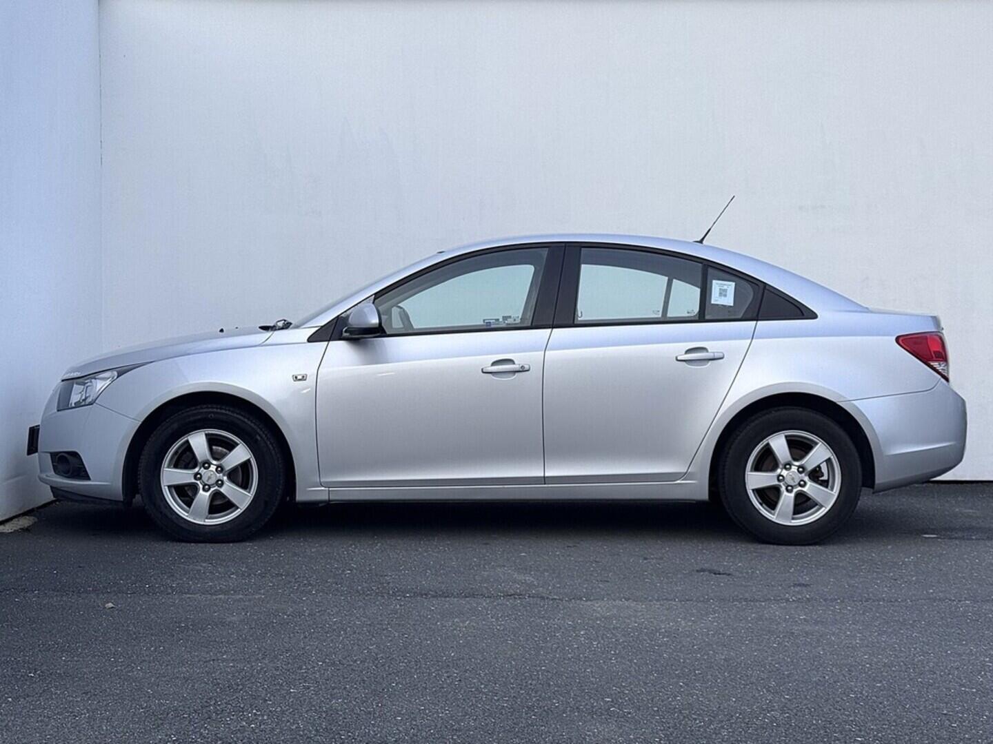 O419V07918_12.webp_CRUZE  1.6 LDE 91 kW manuál