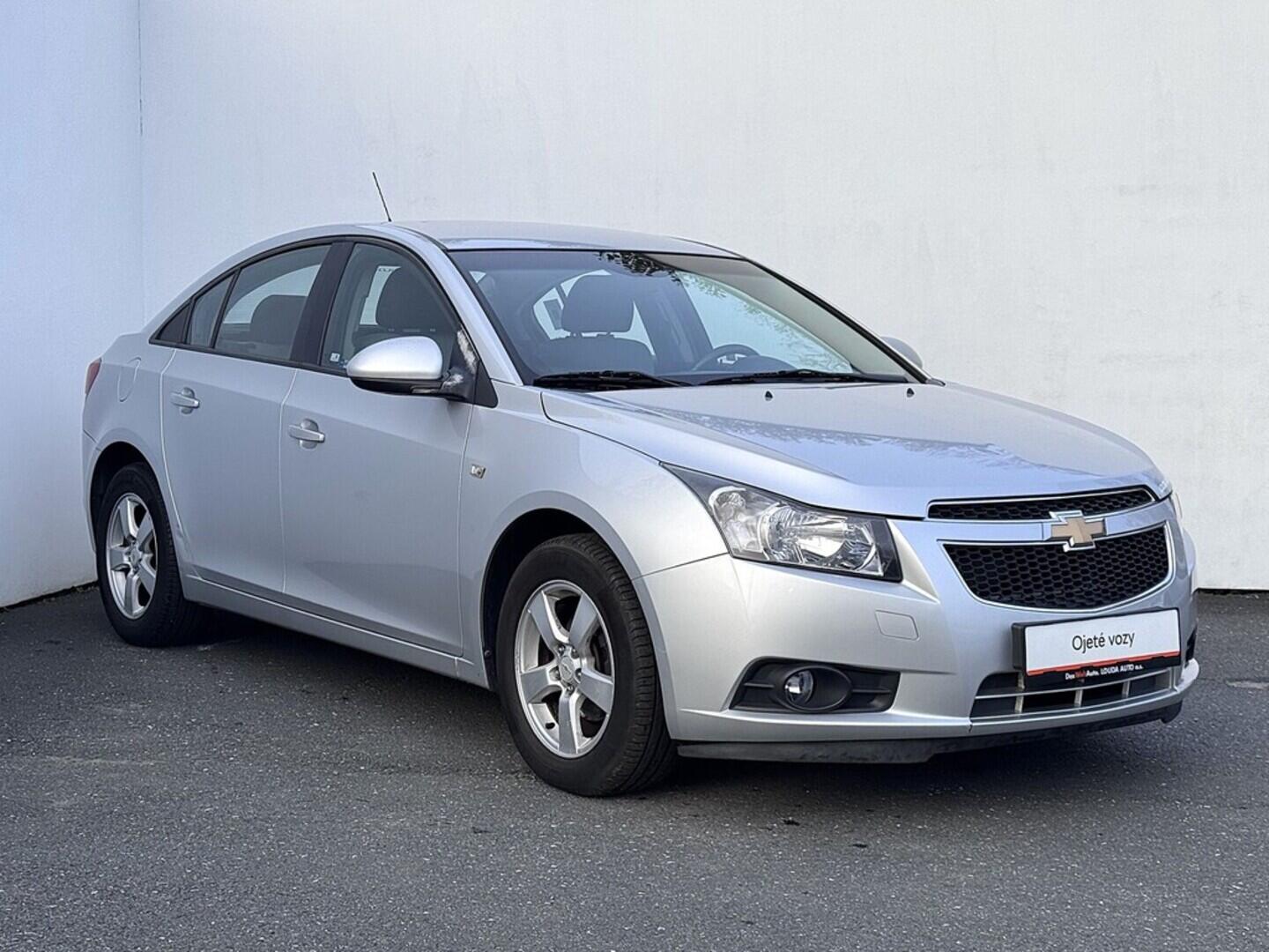 O419V07918_14.webp_CRUZE  1.6 LDE 91 kW manuál