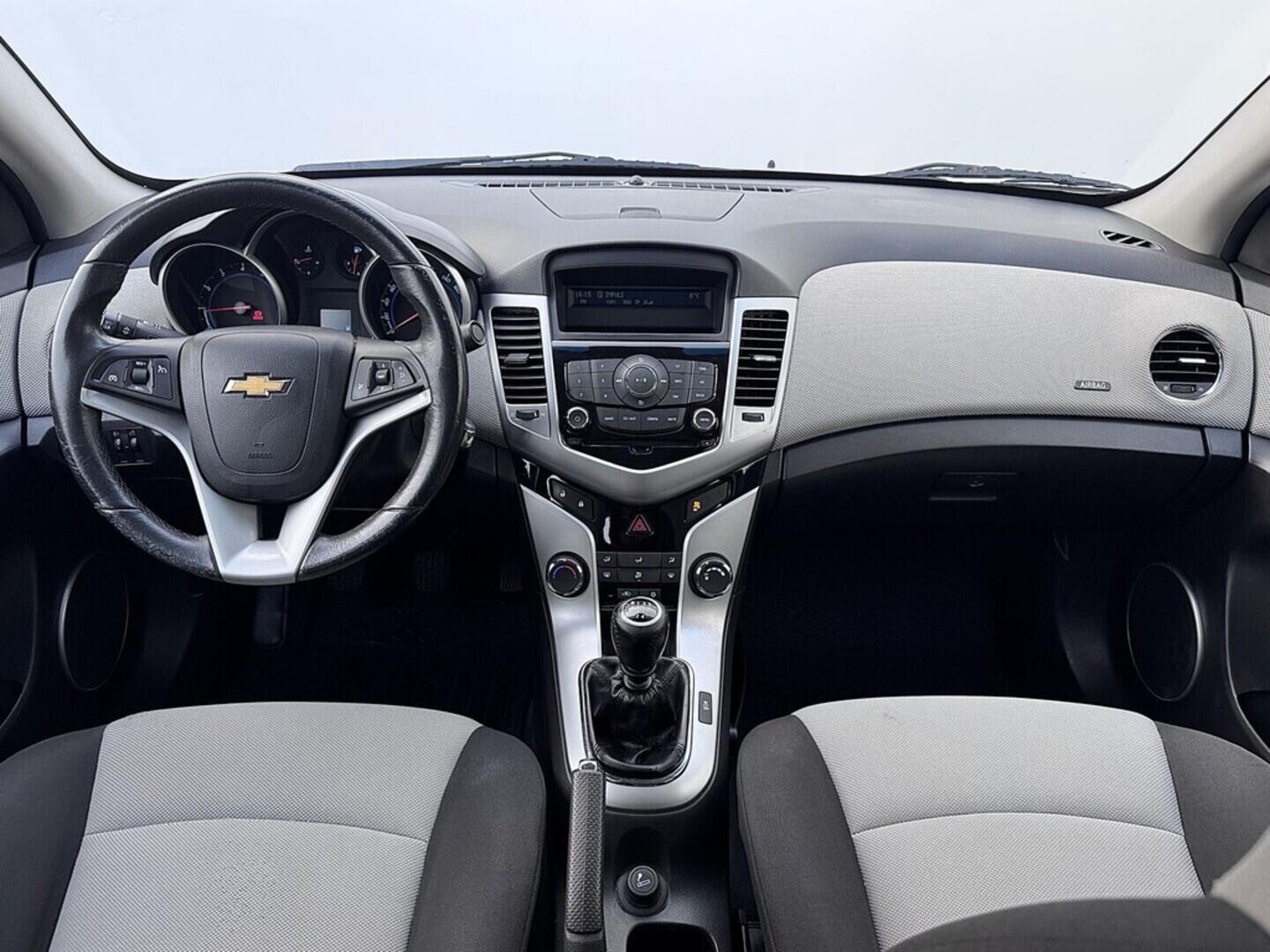 O419V07918_18.webp_CRUZE  1.6 LDE 91 kW manuál