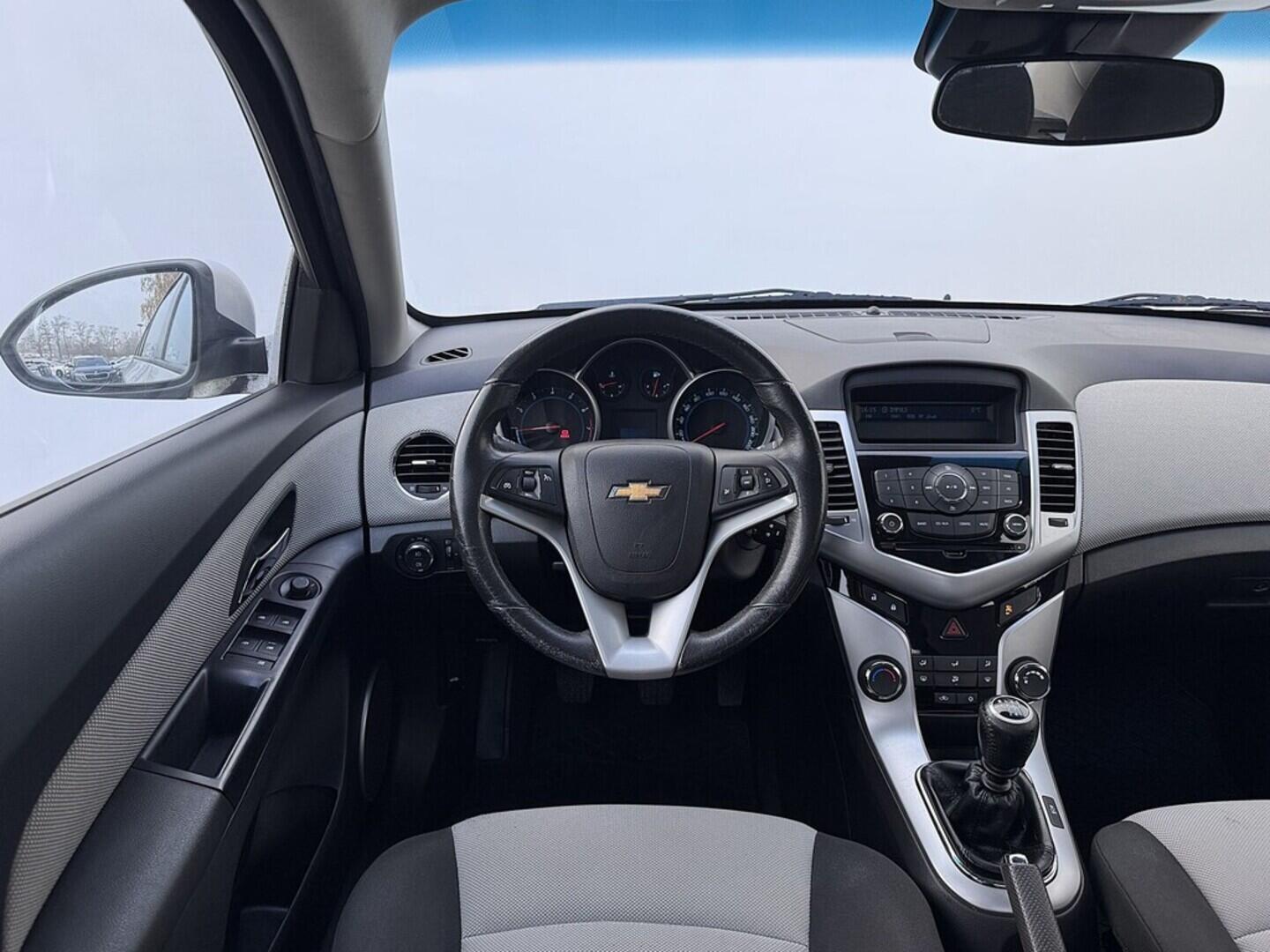 O419V07918_24.webp_CRUZE  1.6 LDE 91 kW manuál