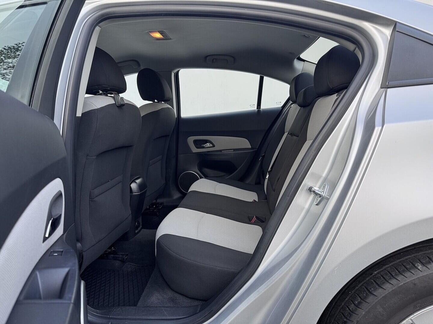 O419V07918_29.webp_CRUZE  1.6 LDE 91 kW manuál