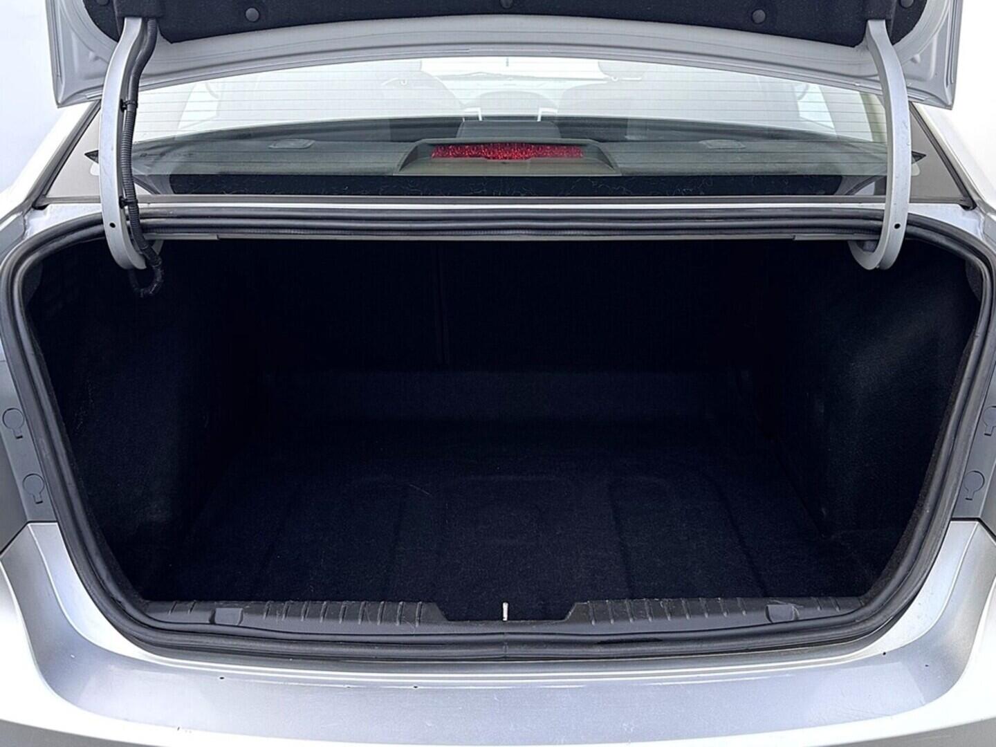 O419V07918_30.webp_CRUZE  1.6 LDE 91 kW manuál