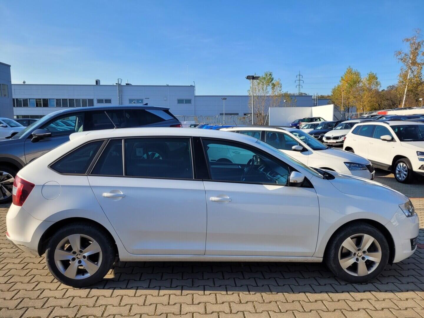 O419V07919_12.webp_RAPID Ambition 1.4 TSI 92 kW automat, DPH