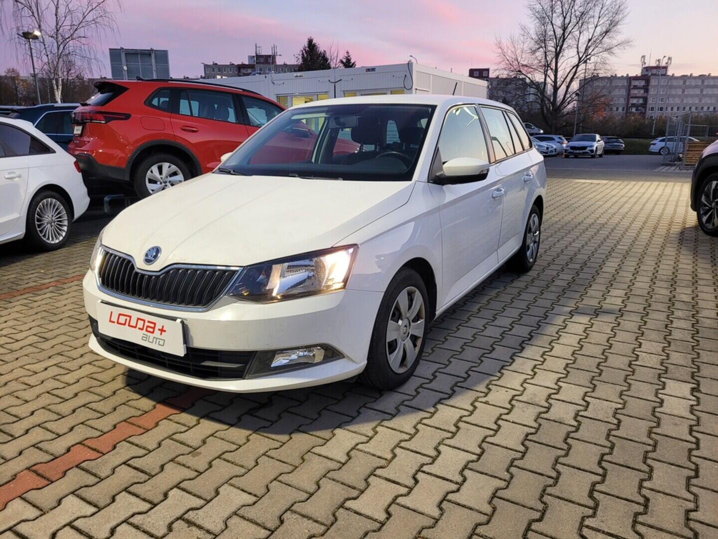 O419V07921_10.webp_FABIA Ambition 1.0 TSI 70 kW manuál