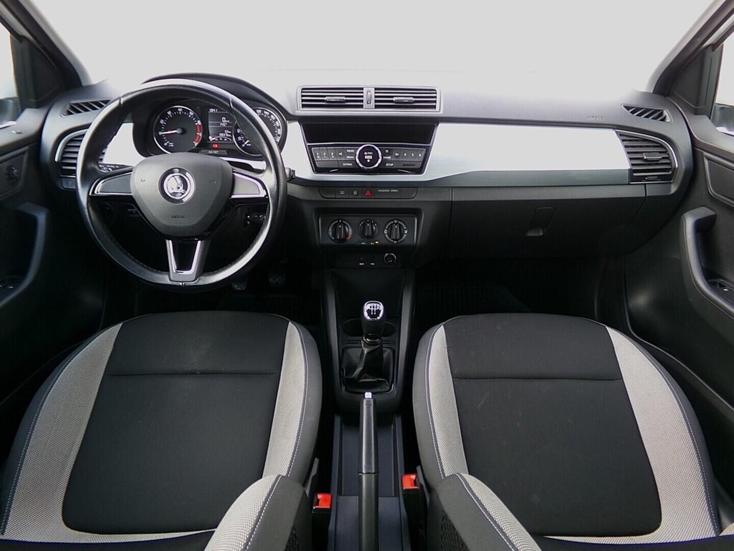 O419V07921_18.webp_FABIA Ambition 1.0 TSI 70 kW manuál