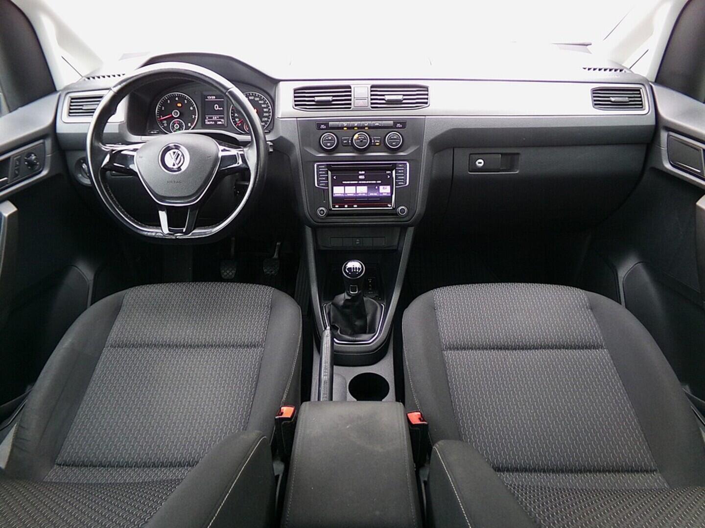 O419V07923_18.webp_CADDY Trendline 1.4 TGI 81 kW manuál