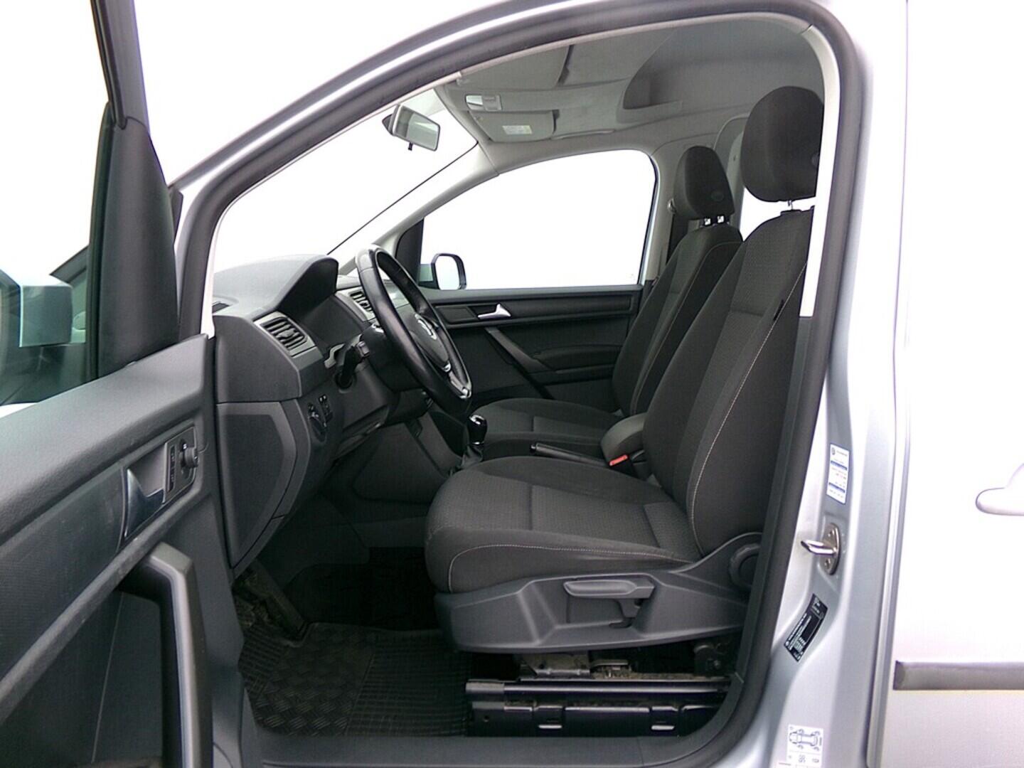 O419V07923_20.webp_CADDY Trendline 1.4 TGI 81 kW manuál