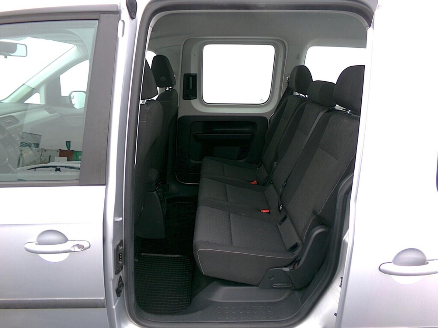 O419V07923_31.webp_CADDY Trendline 1.4 TGI 81 kW manuál