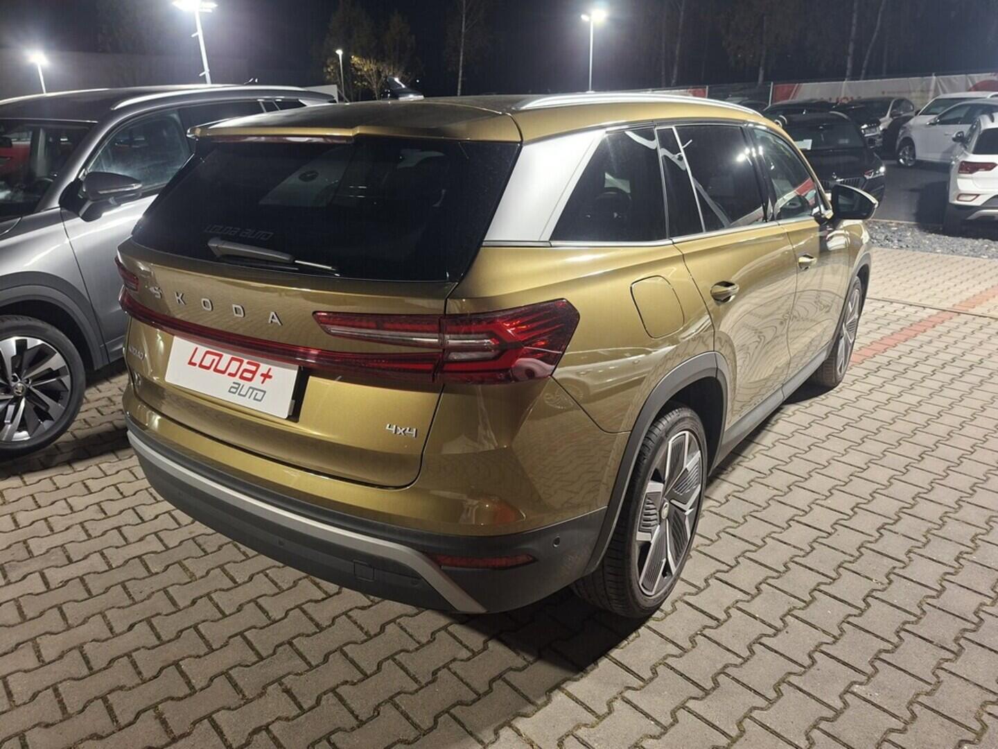 O419V07928_11.webp_KODIAQ Selection 2.0 TDI 142 kW automat, DPH