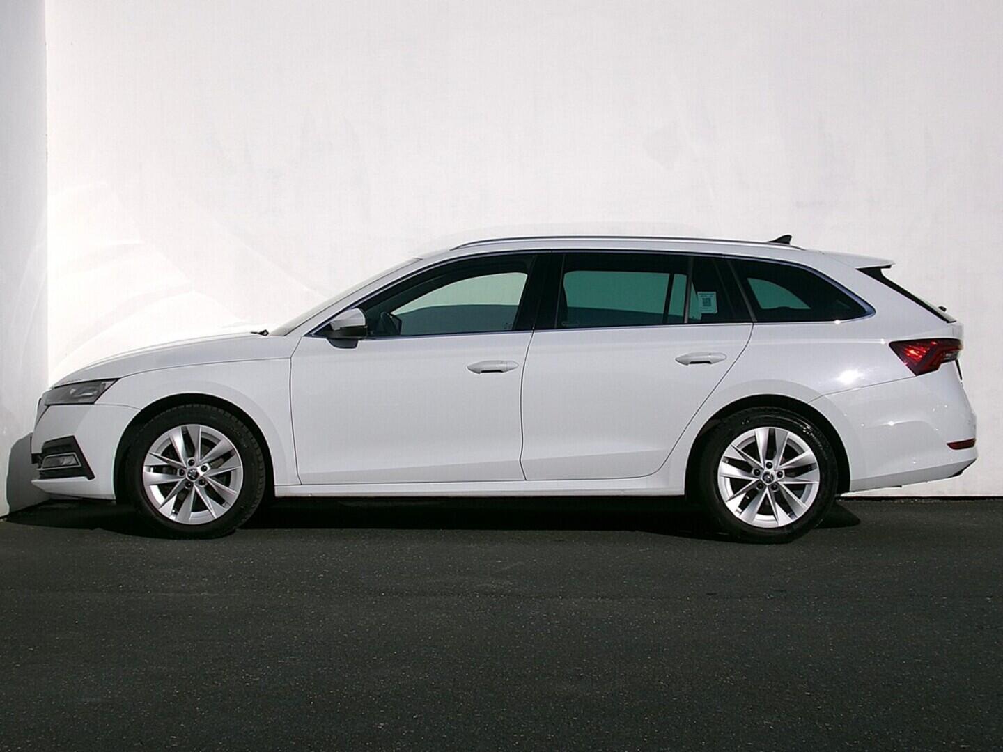 O419V07929_12.webp_OCTAVIA Style 1.5 TSI 110 kW manuál, DPH