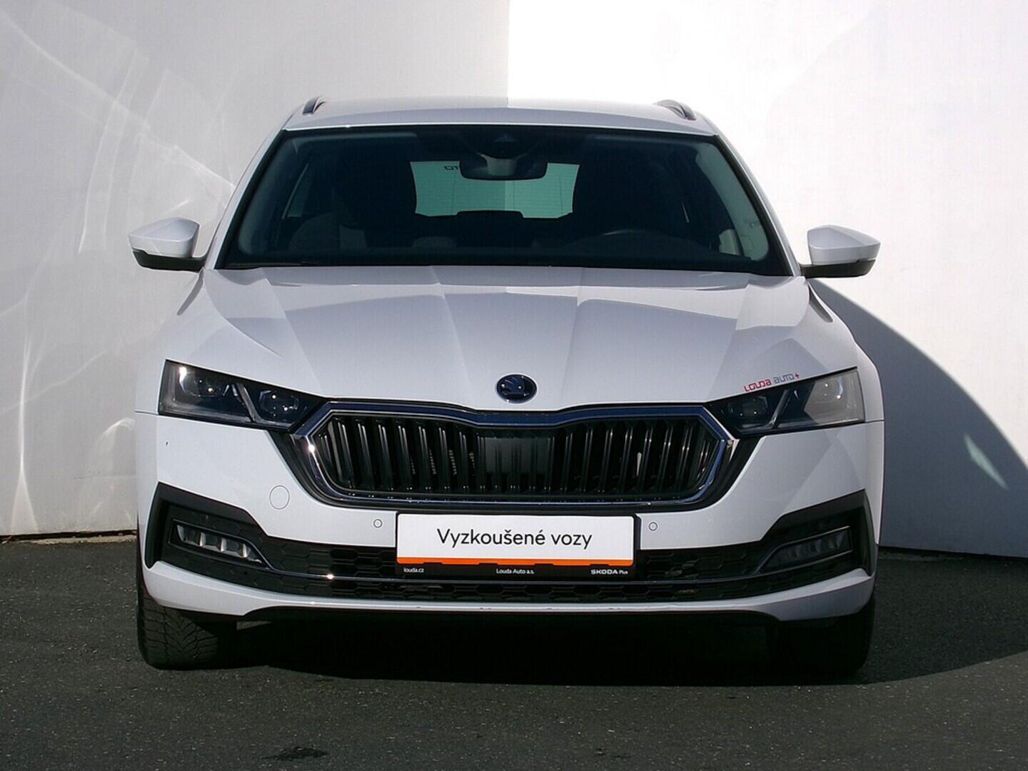 O419V07929_13.webp_OCTAVIA Style 1.5 TSI 110 kW manuál, DPH