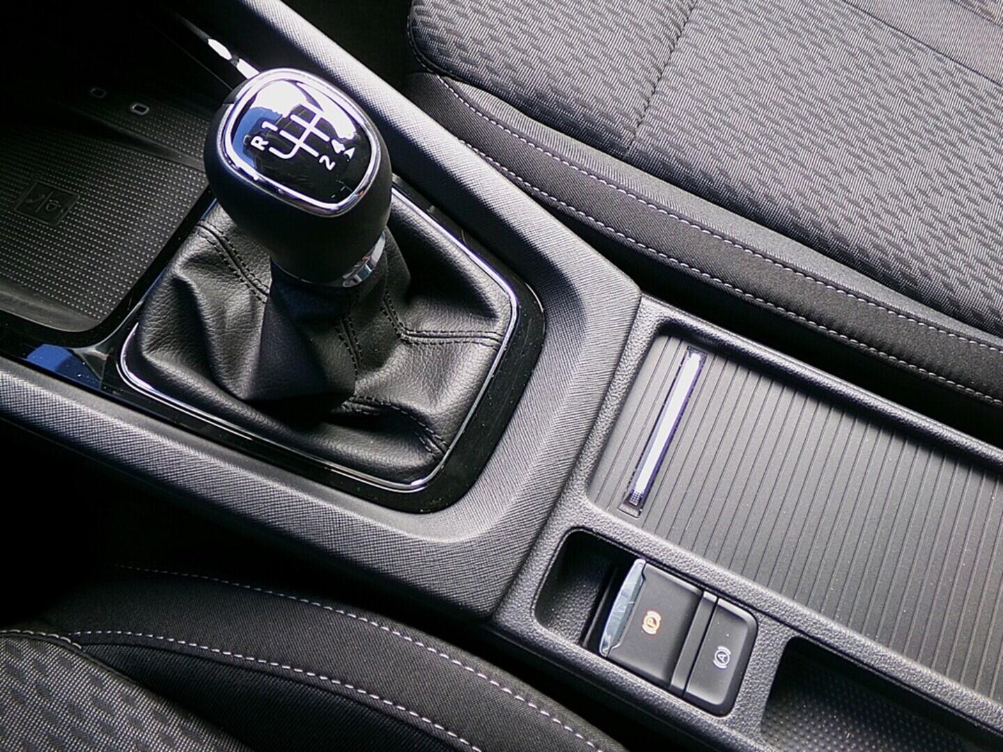 O419V07929_33.webp_OCTAVIA Style 1.5 TSI 110 kW manuál, DPH