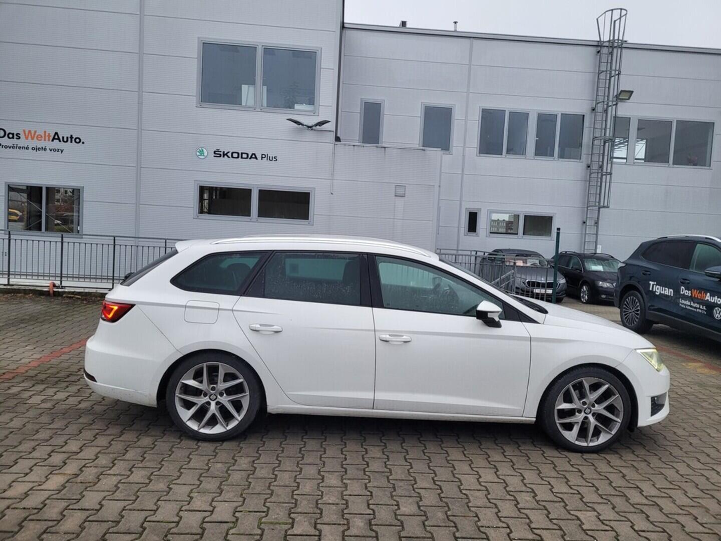 O419V07930_12.webp_LEON ST St 2.0 TDI 110 kW manuál, DPH