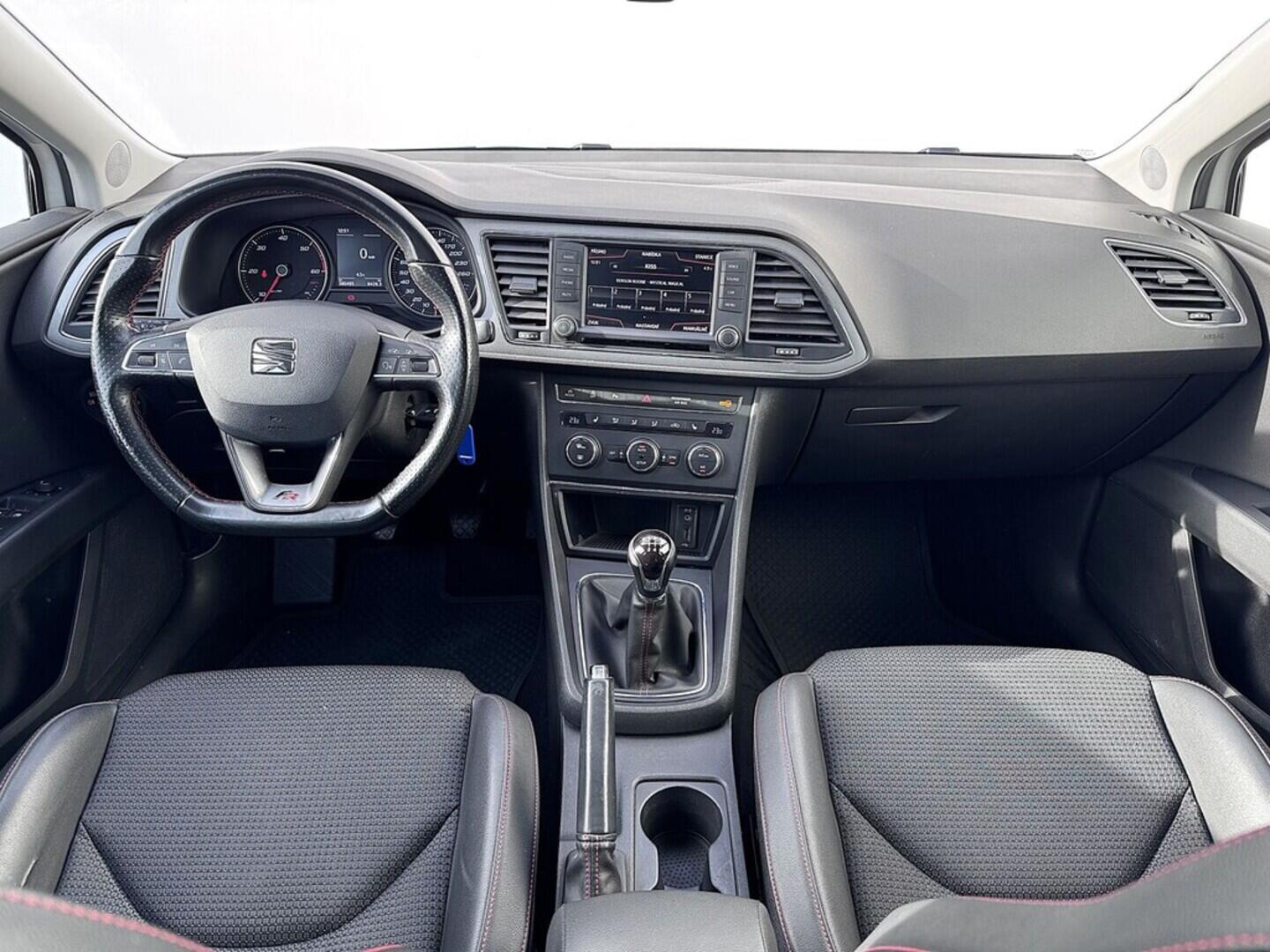 O419V07930_18.webp_LEON ST ST 2.0 TDI 110 kW manuál, DPH