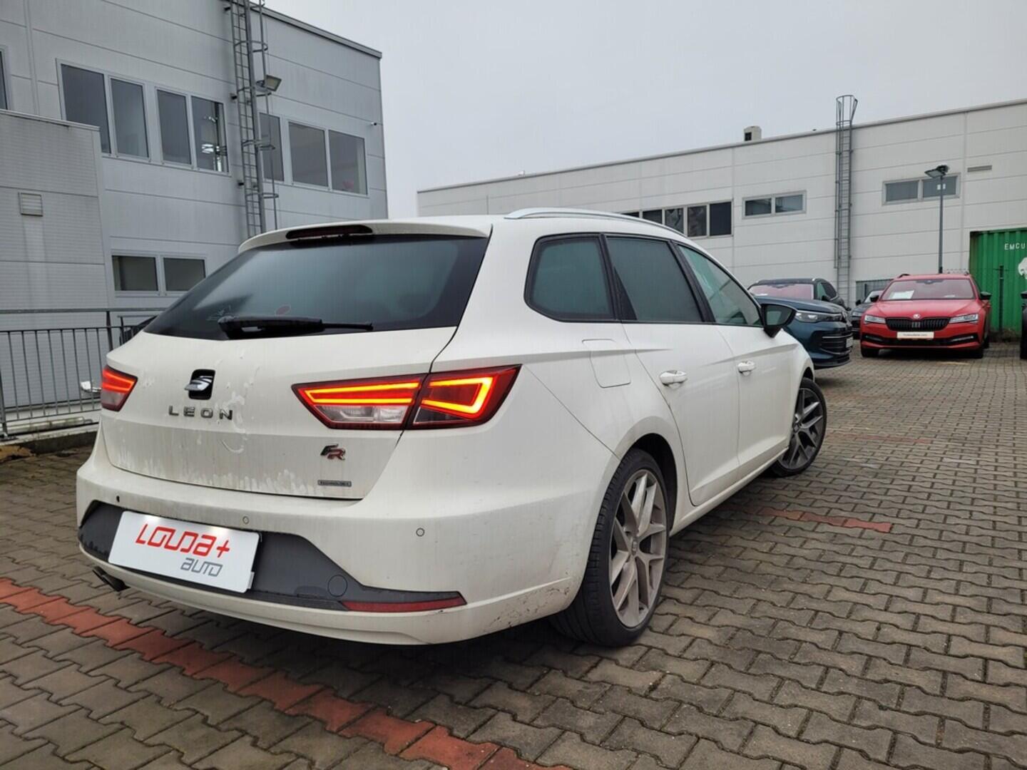 O419V07931_11.webp_LEON ST fr 2.0 TDI 110 kW manuál, DPH