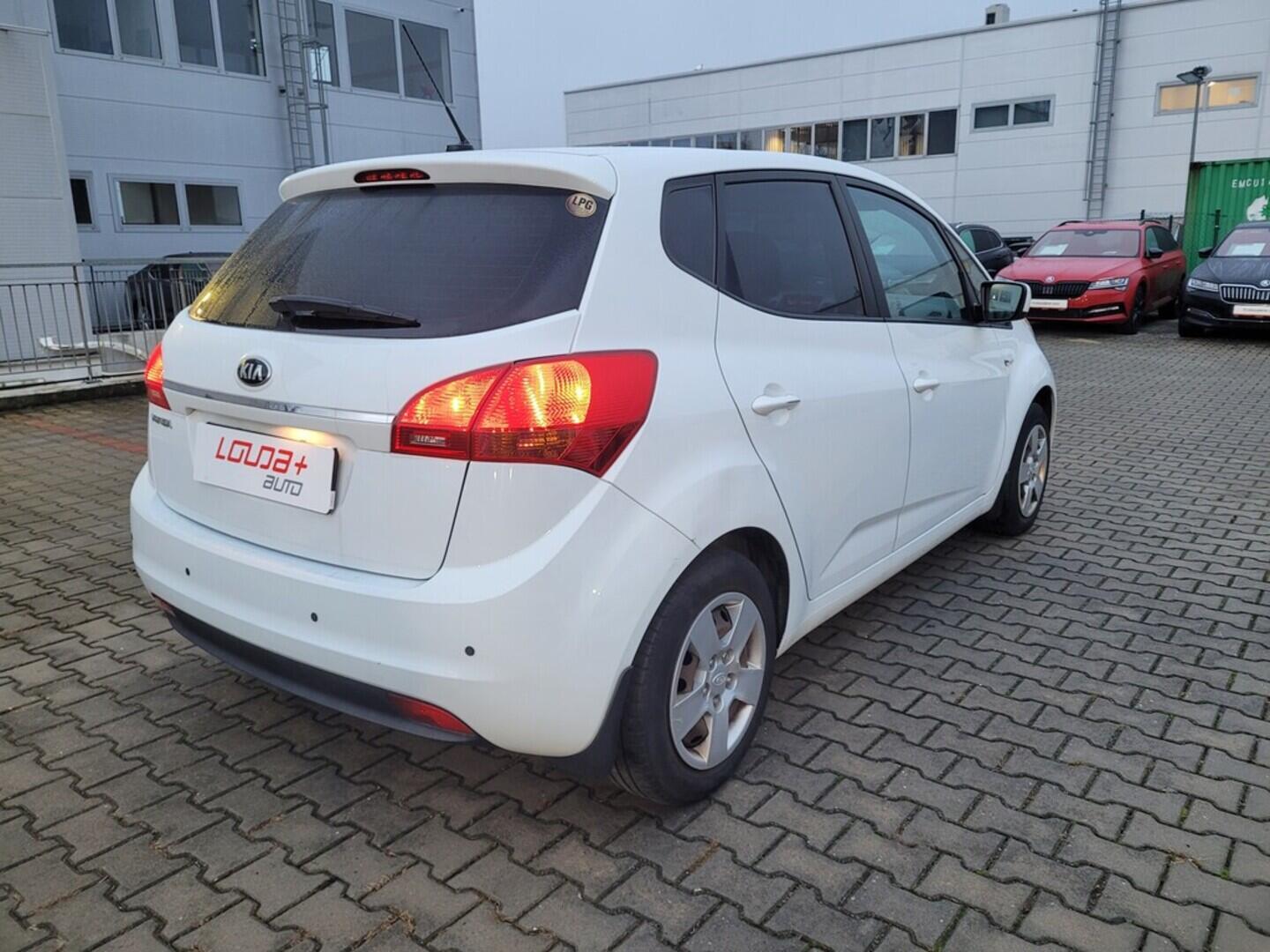 O419V07932_11.webp_VENGA  1.4 MPI 66 kW manuál, DPH