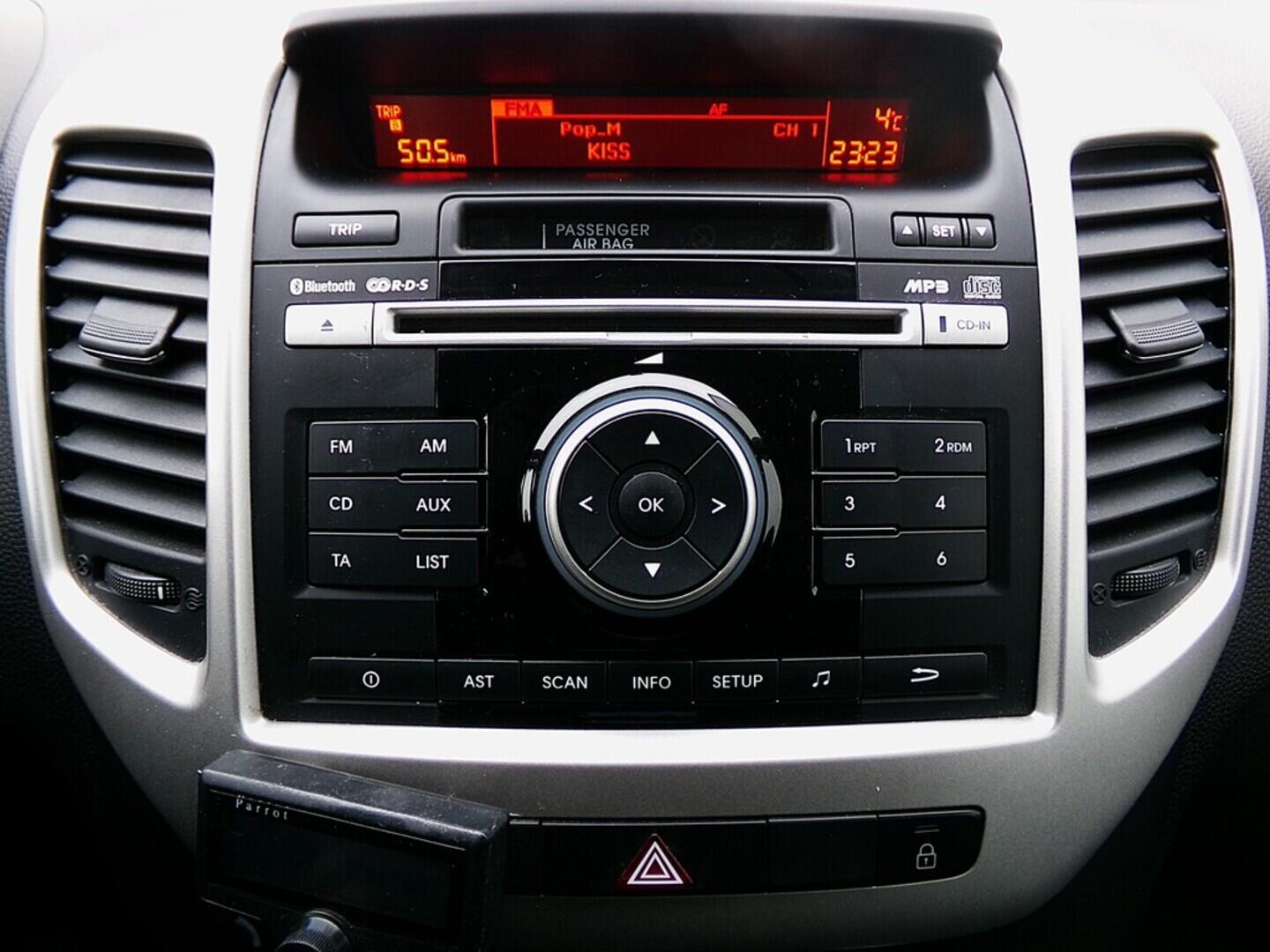 O419V07932_25.webp_VENGA  1.4 MPI 66 kW manuál, DPH