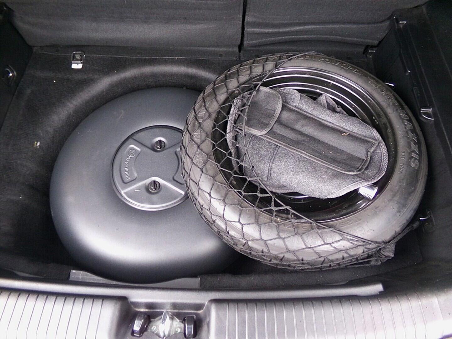 O419V07932_30.webp_VENGA  1.4 MPI 66 kW manuál, DPH