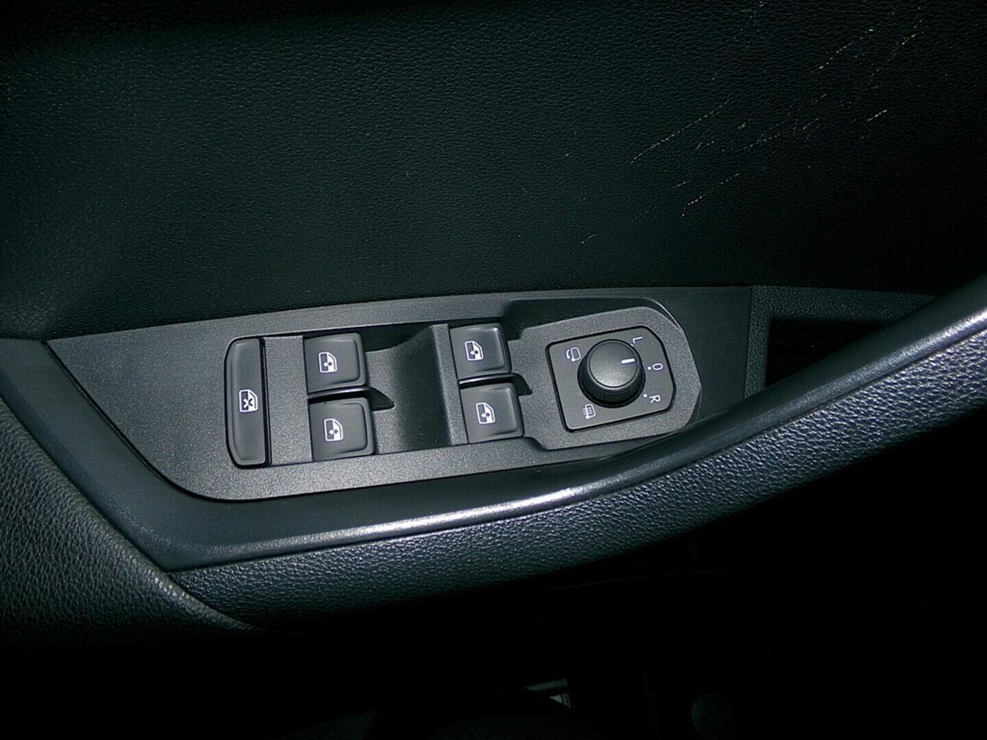 O419V07933_21.webp_KAROQ Style 1.5 TSI 110 kW automat, DPH