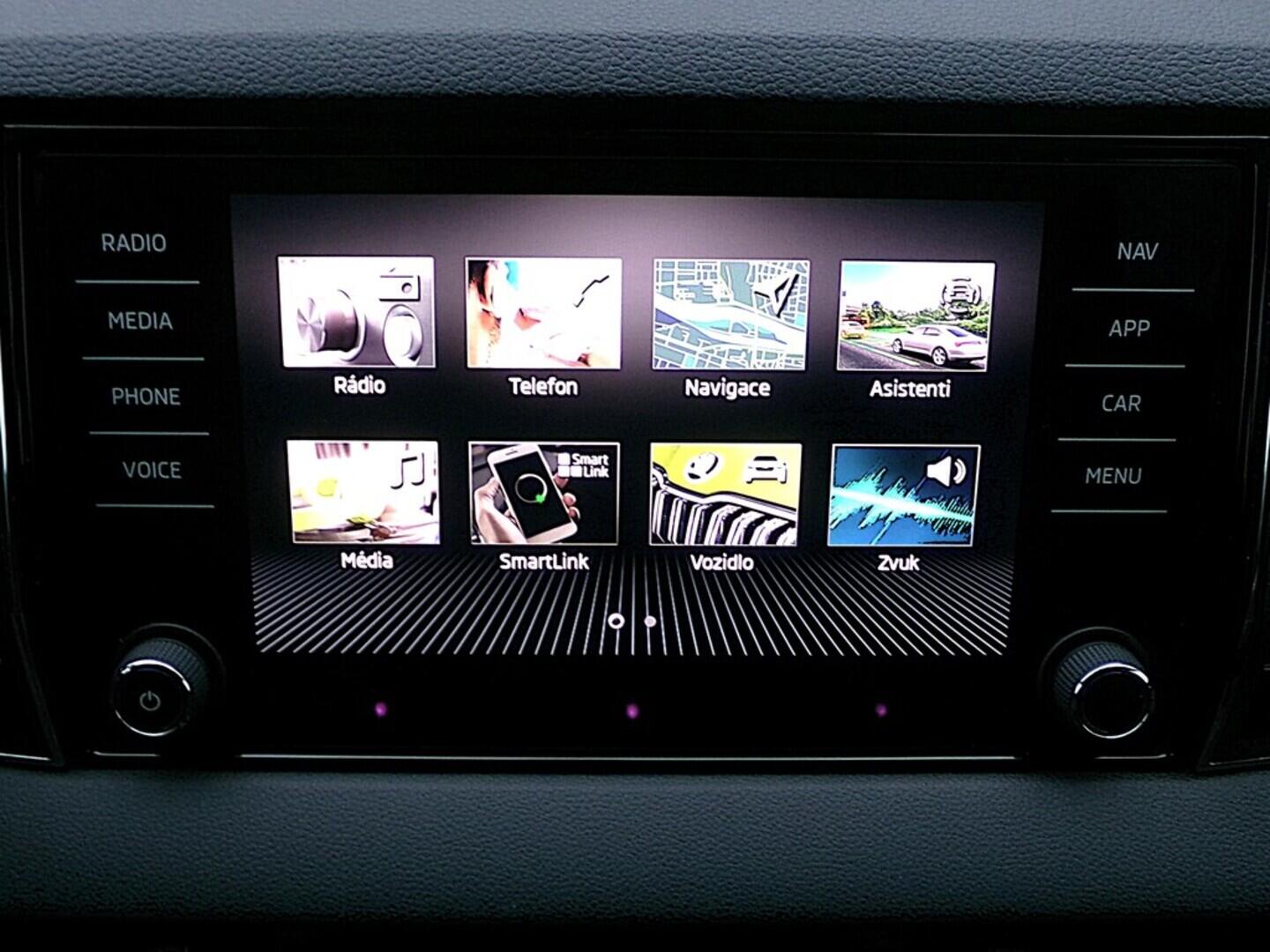 O419V07933_25.webp_KAROQ Style 1.5 TSI 110 kW automat, DPH