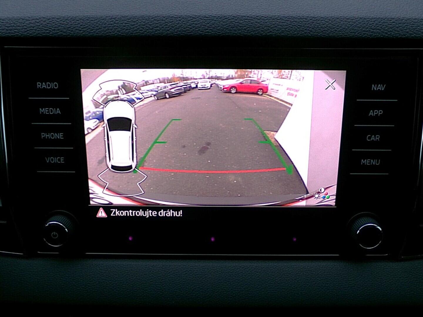 O419V07933_30.webp_KAROQ Style 1.5 TSI 110 kW automat, DPH