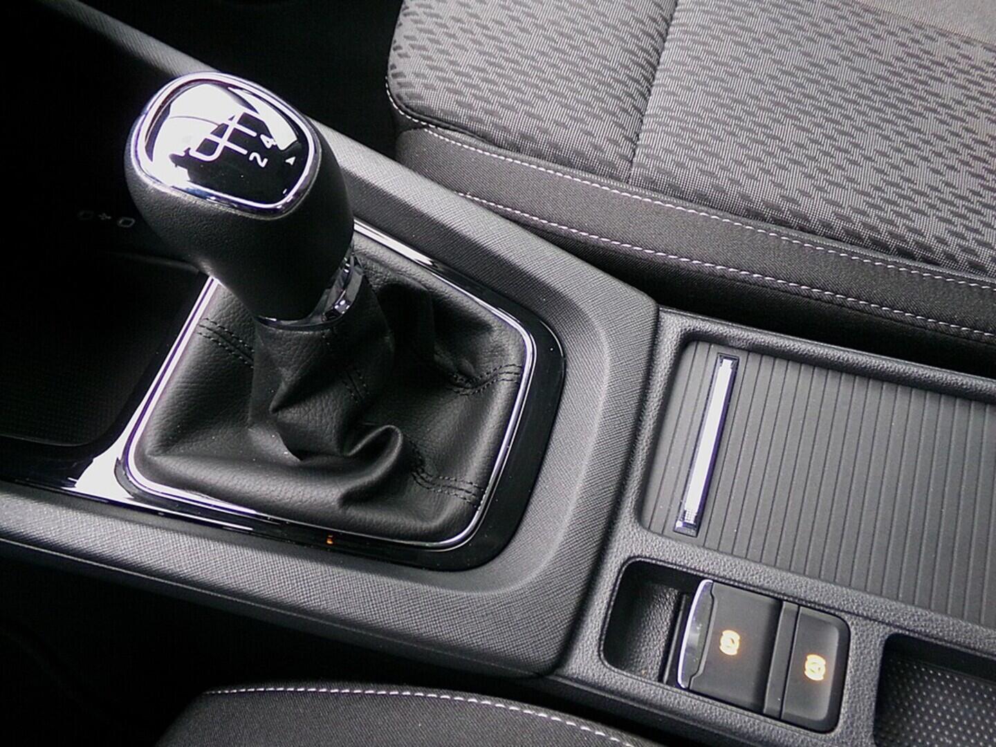 O419V07935_31.webp_OCTAVIA Style 1.5 TSI 110 kW manuál, DPH