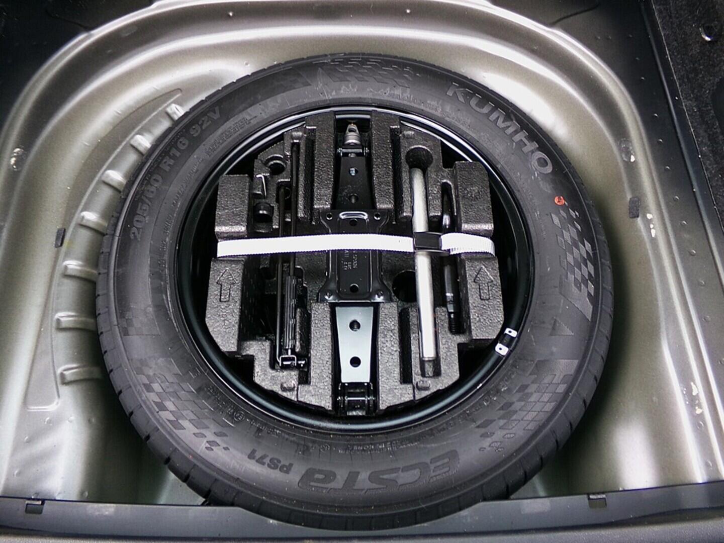 O419V07935_34.webp_OCTAVIA Style 1.5 TSI 110 kW manuál, DPH