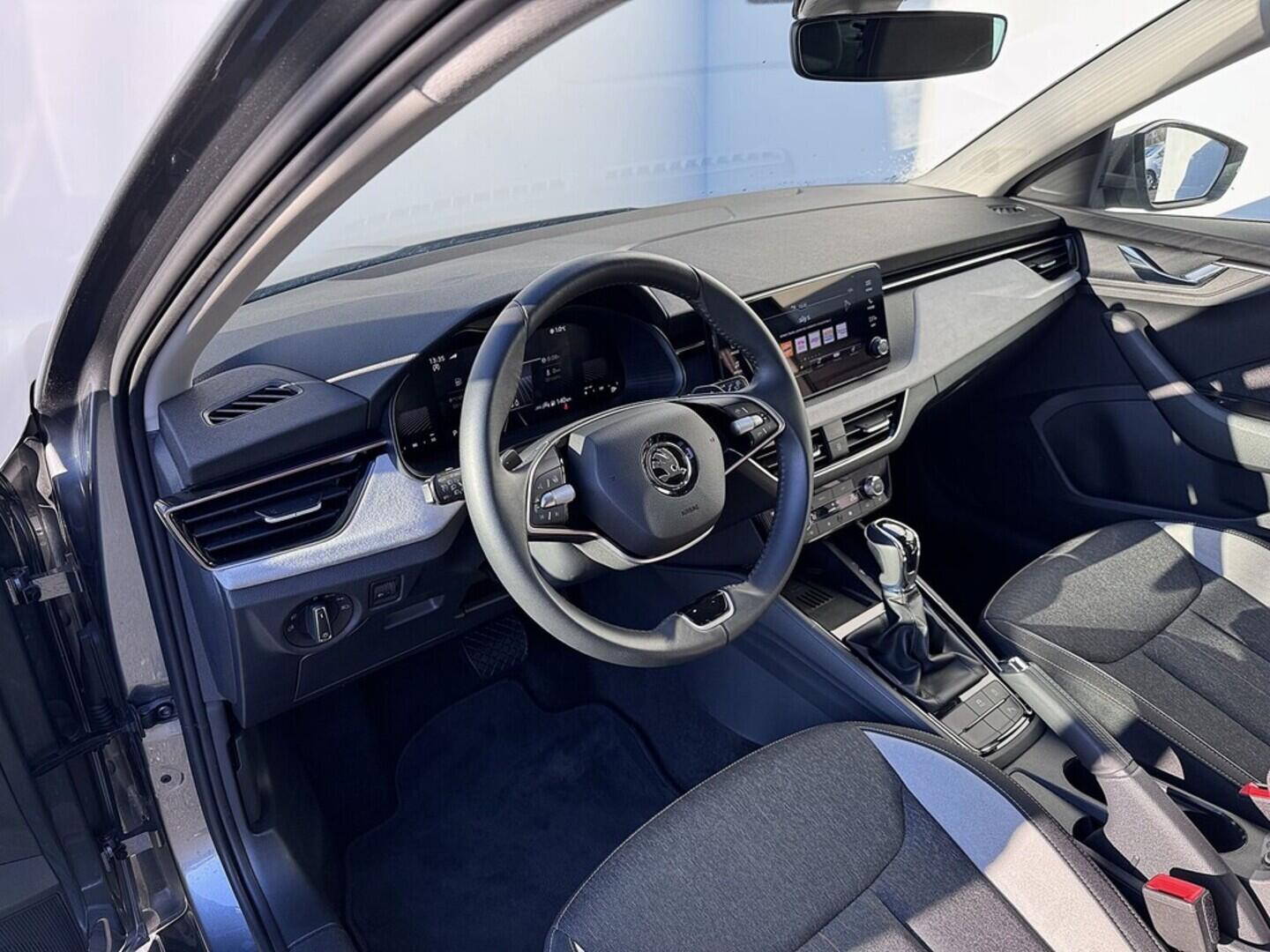 O419V07937_19.webp_SCALA Selection 1.0 TSI 85 kW automat, DPH