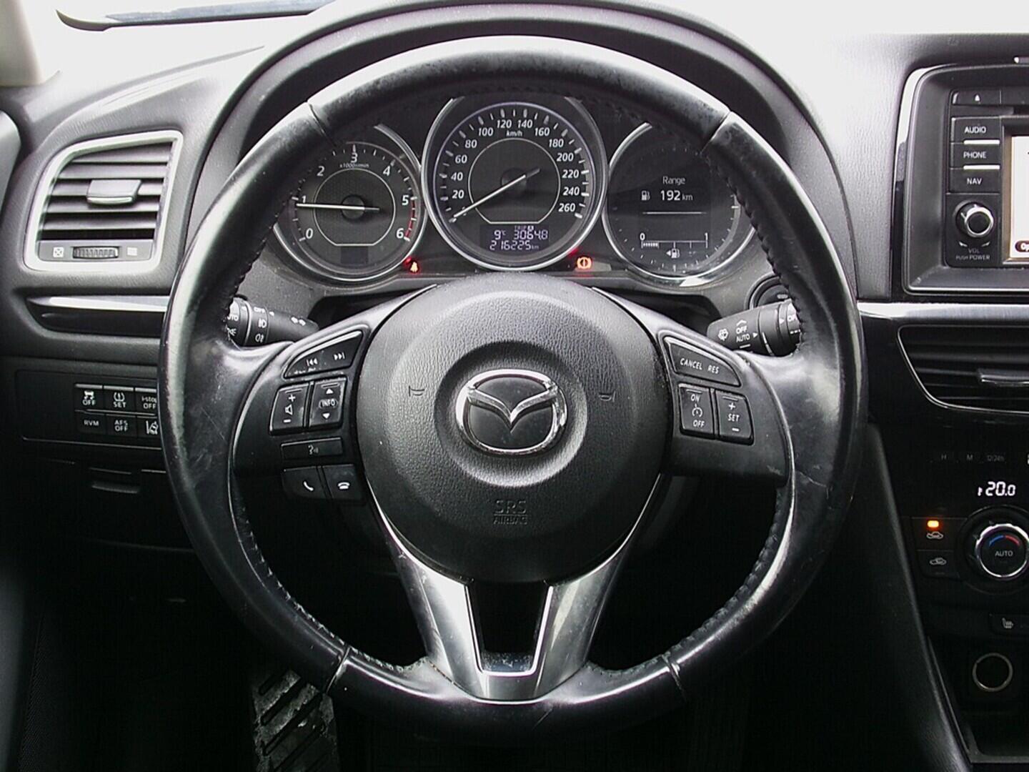 O419V07940_24.webp_6 Attraction 2.2 SHY 110 kW manuál