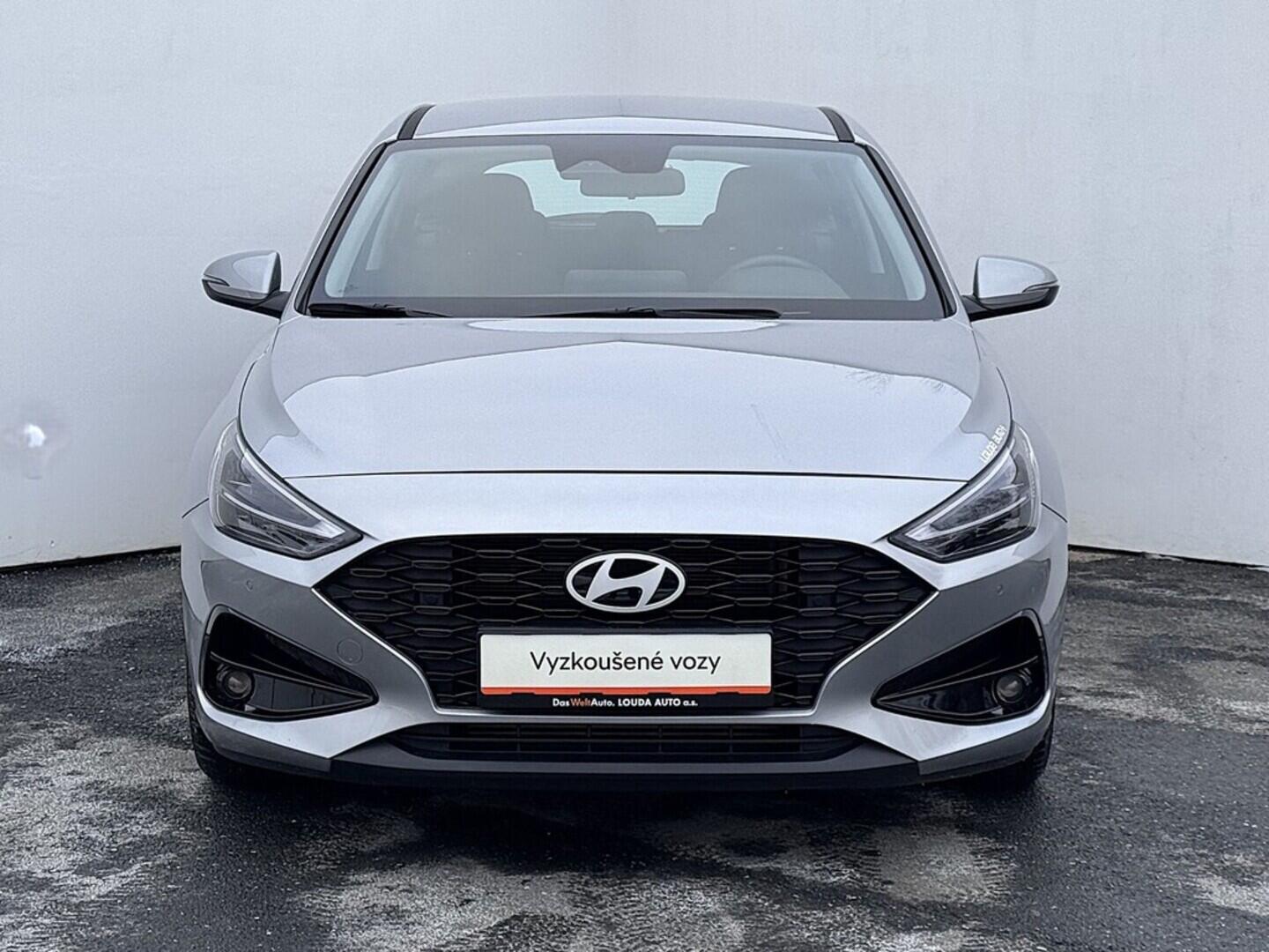 O419V07941_13.webp_I30 Comfort 1.0 T- GDI 74 kW manuál, DPH