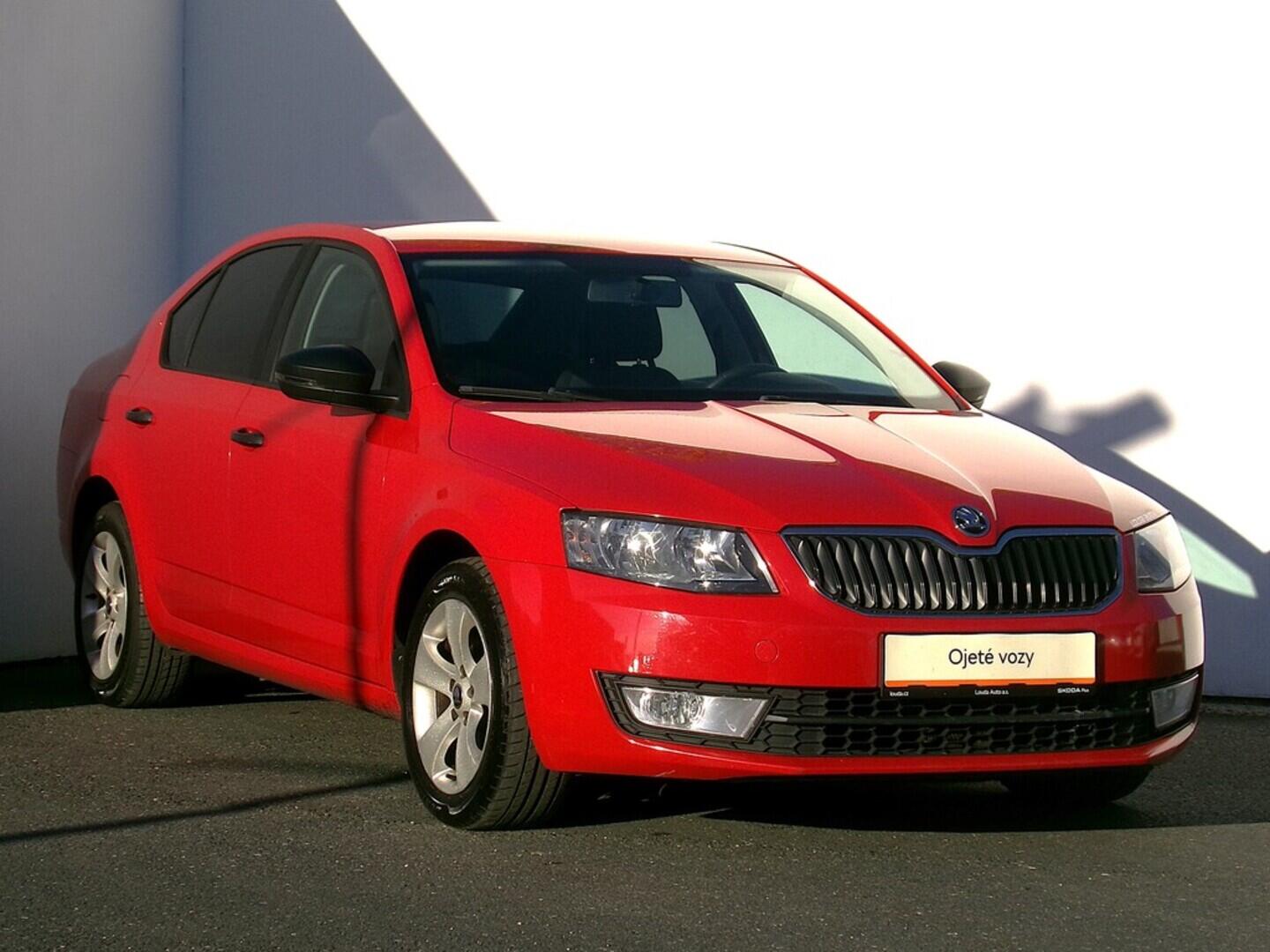 O419V07942_14.webp_OCTAVIA Active 1.6 TDI 81 kW manuál