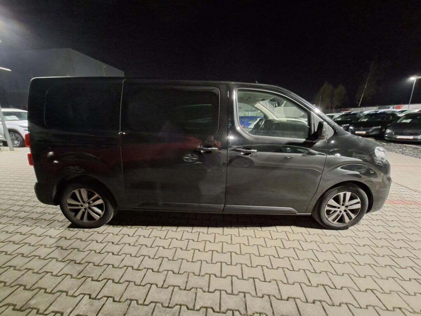 O419V07944_12.webp_TRAVELLER Allure 2.0 AH01 130 kW automat, DPH