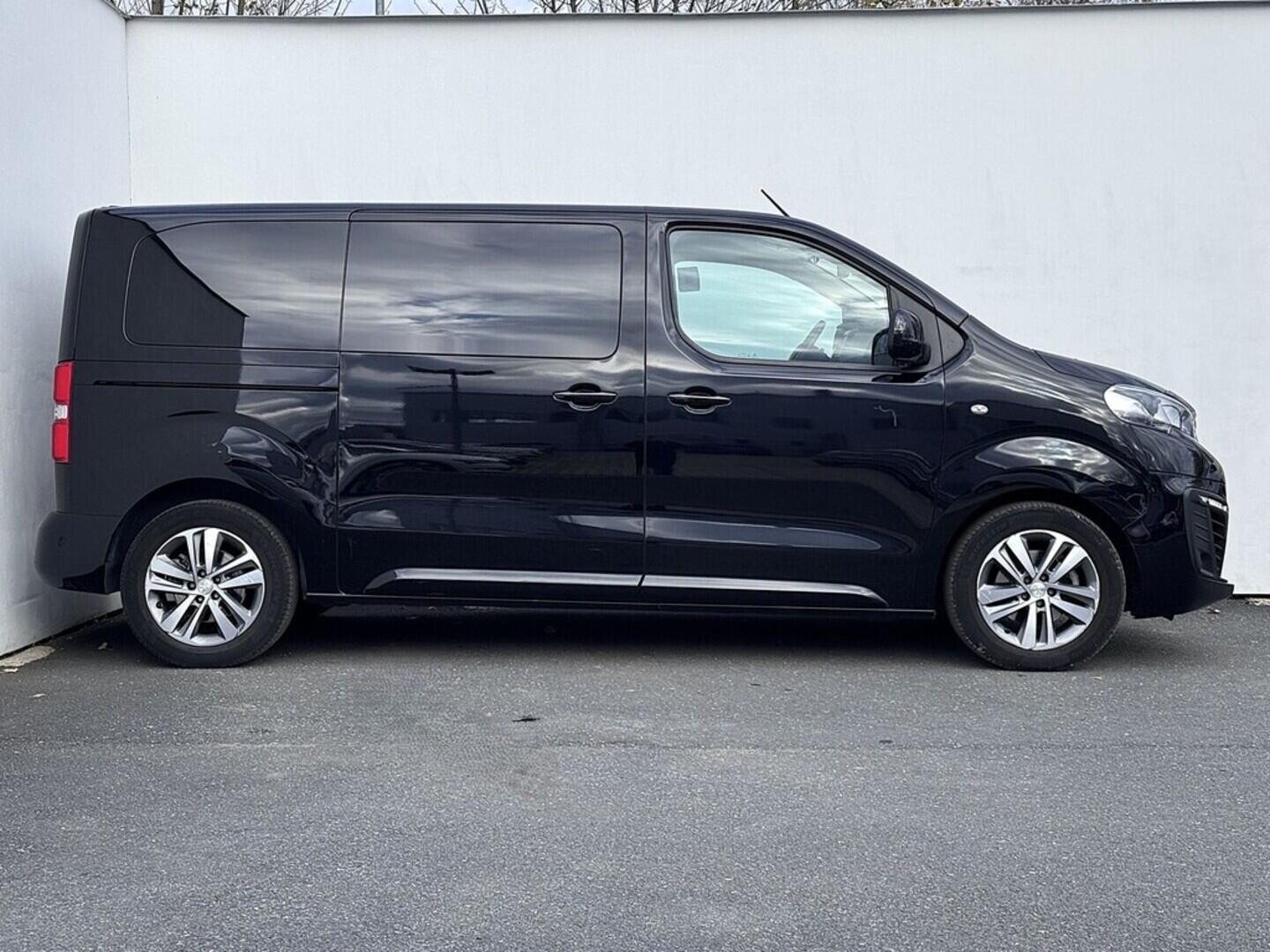 O419V07944_16.webp_TRAVELLER HDi Allure 2.0 AH01 130 kW automat, DPH