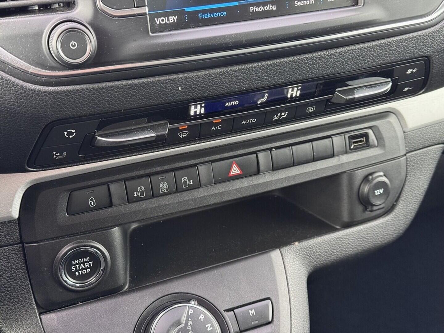 O419V07944_28.webp_TRAVELLER HDi Allure 2.0 AH01 130 kW automat, DPH