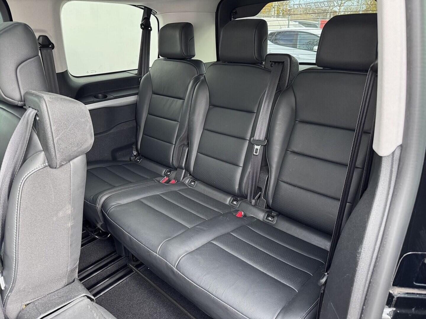 O419V07944_33.webp_TRAVELLER HDi Allure 2.0 AH01 130 kW automat, DPH