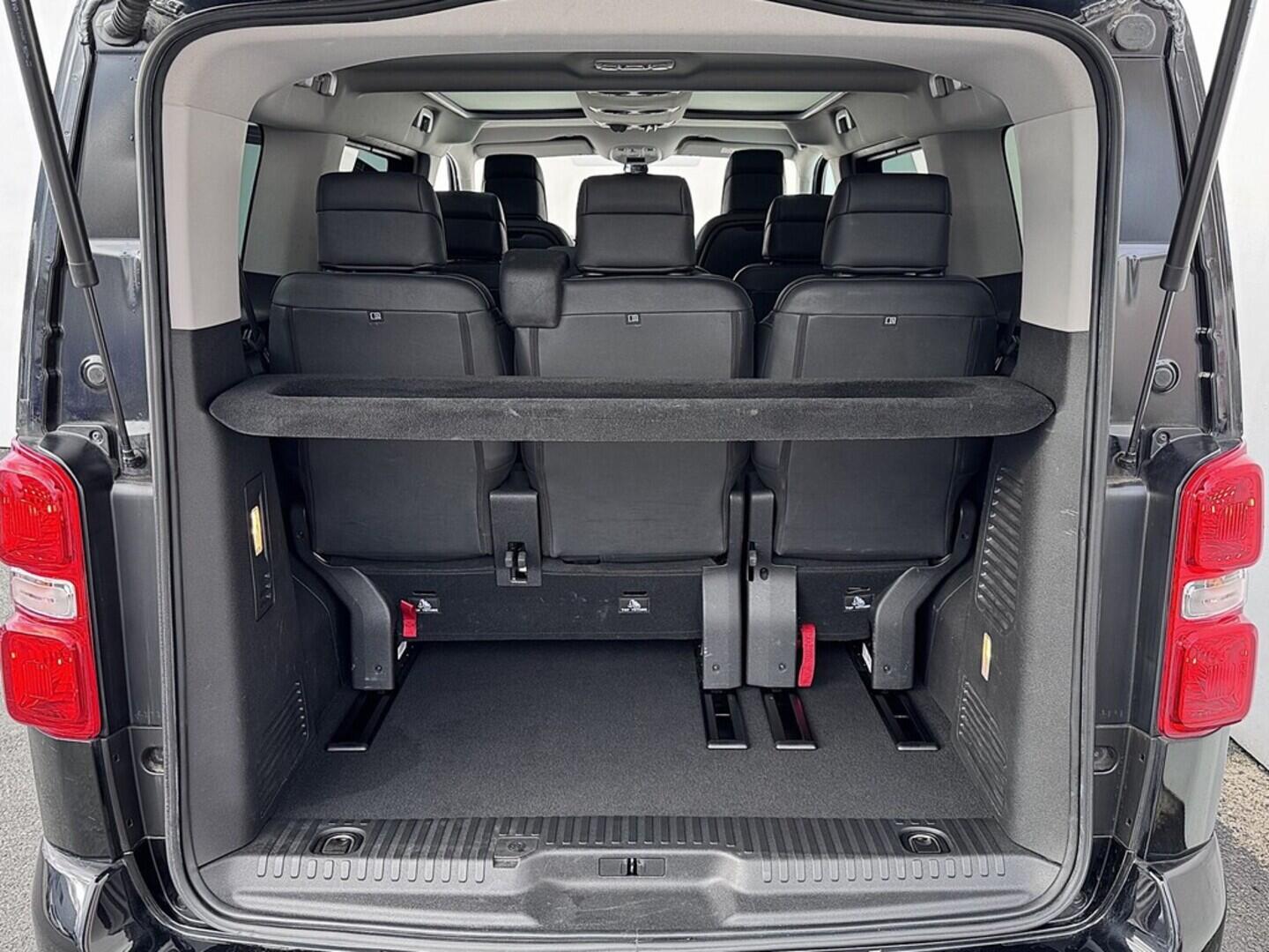 O419V07944_34.webp_TRAVELLER HDi Allure 2.0 AH01 130 kW automat, DPH