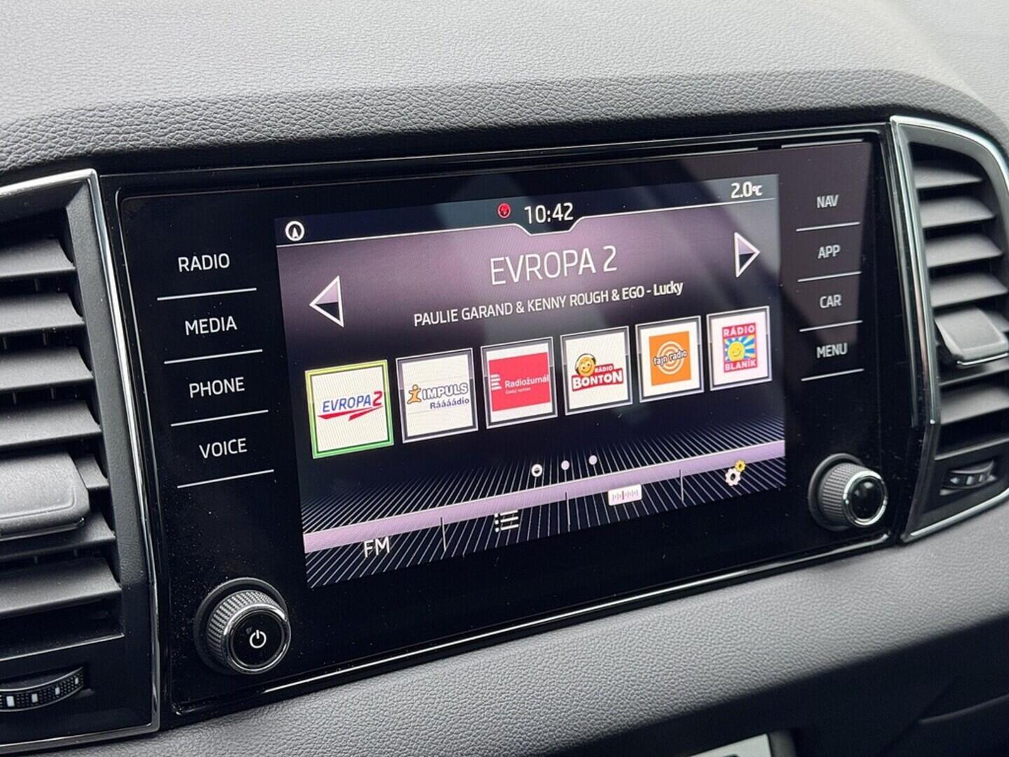 O419V07949_24.webp_KAROQ Style 2.0 TDI 110 kW manuál