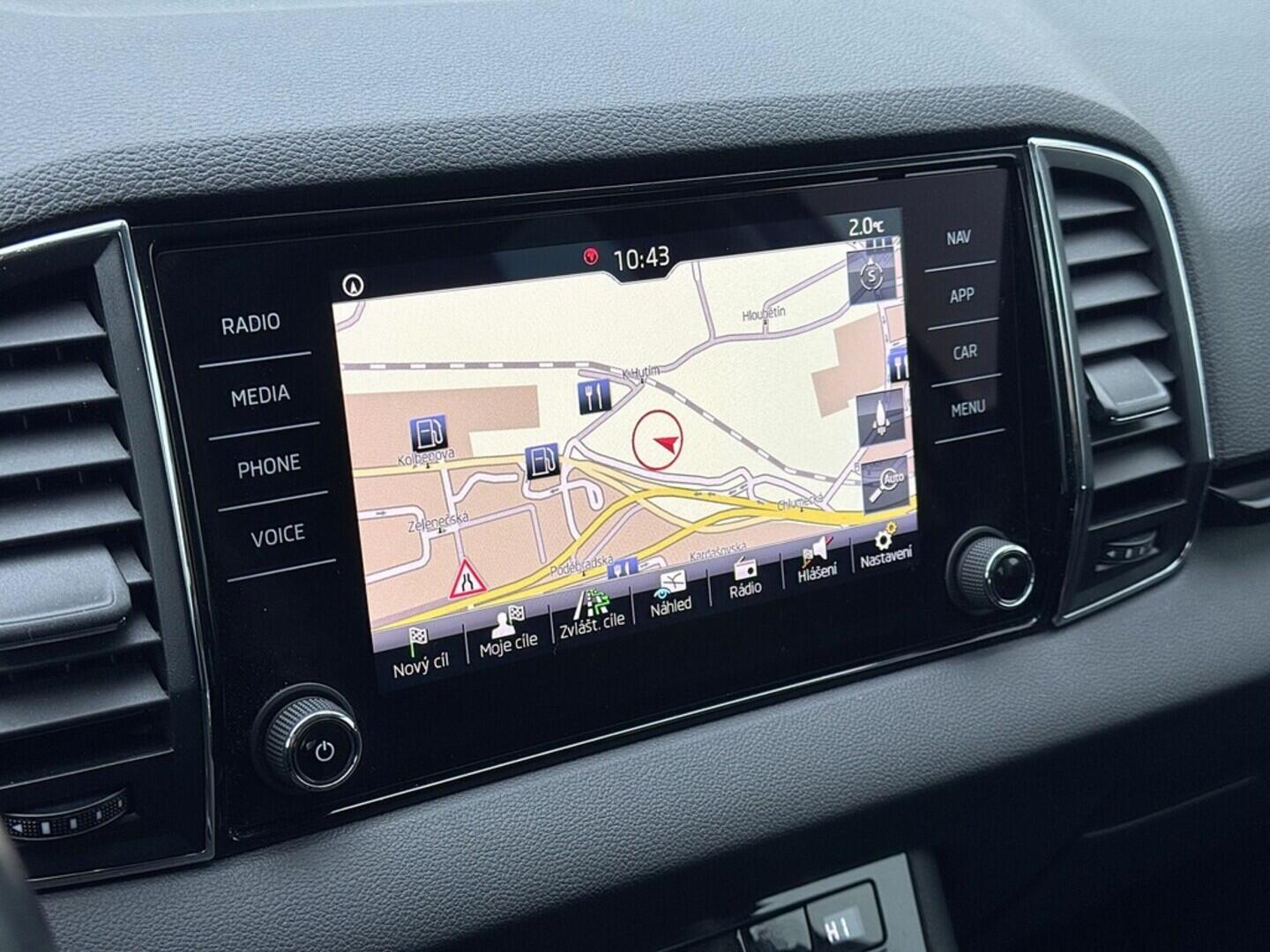 O419V07949_26.webp_KAROQ Style 2.0 TDI 110 kW manuál