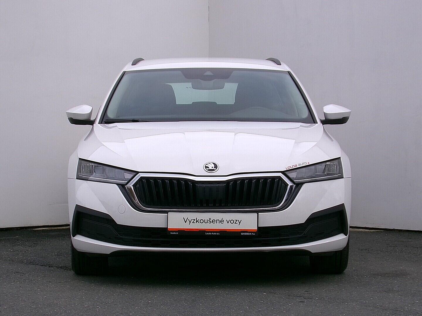 O419V07950_13.webp_OCTAVIA Active 2.0 TDI 85 kW manuál, DPH