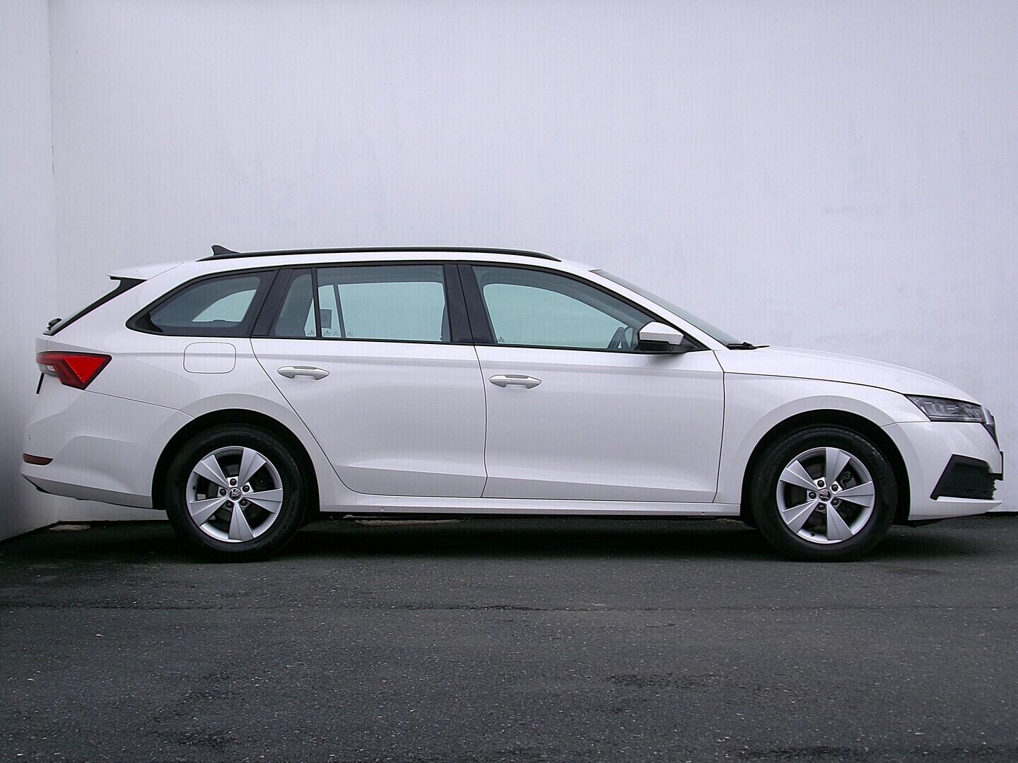 O419V07950_16.webp_OCTAVIA Active 2.0 TDI 85 kW manuál, DPH