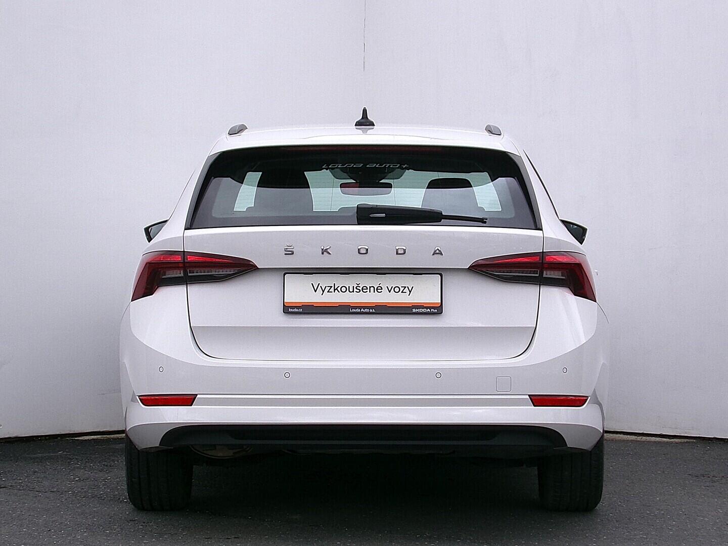 O419V07950_17.webp_OCTAVIA Active 2.0 TDI 85 kW manuál, DPH